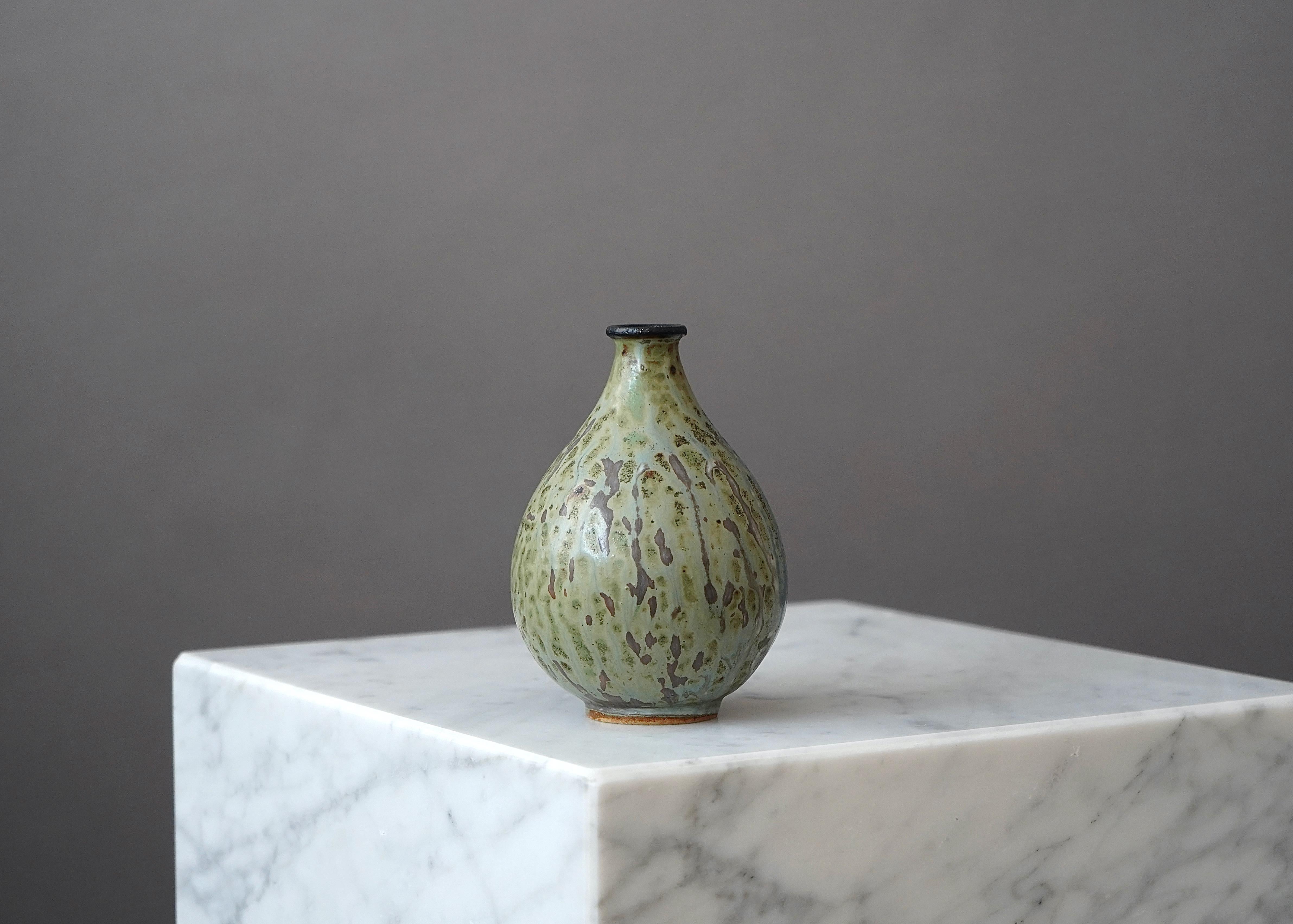 Swedish Early Stoneware Vase by Arne Bang for Holmegaard Stentoj, Denmark, 1930s For Sale