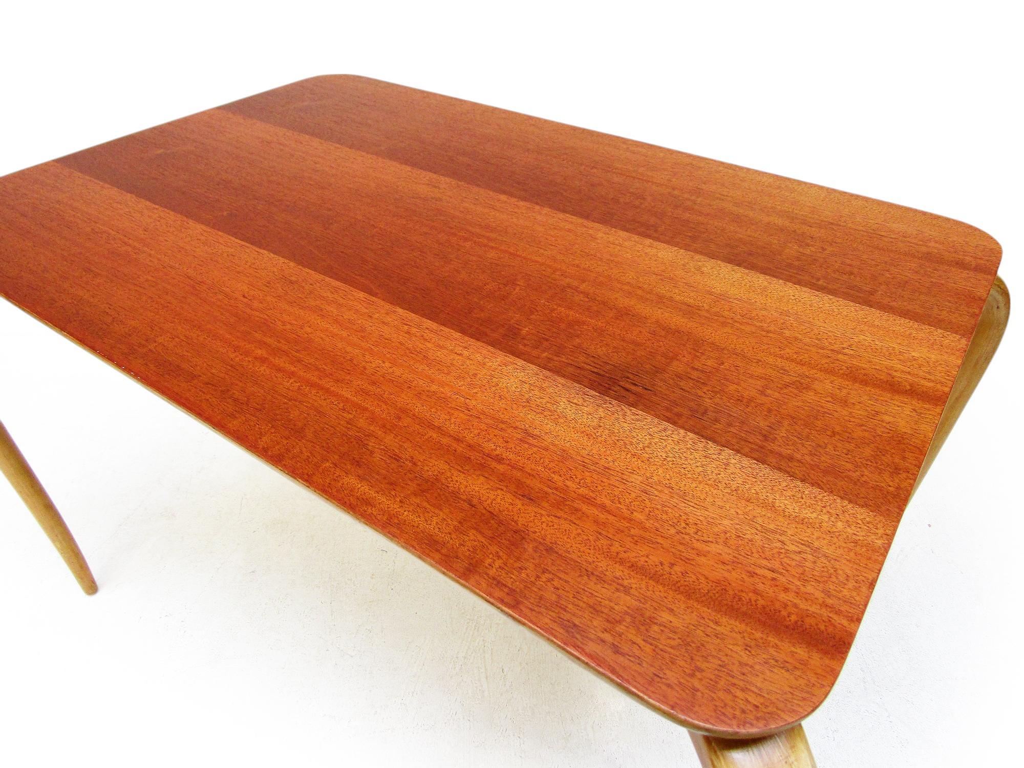Früher schwedischer Annika-Couchtisch aus kubanischem Mahagoni von Bruno Mathsson, um 1940 im Angebot 3
