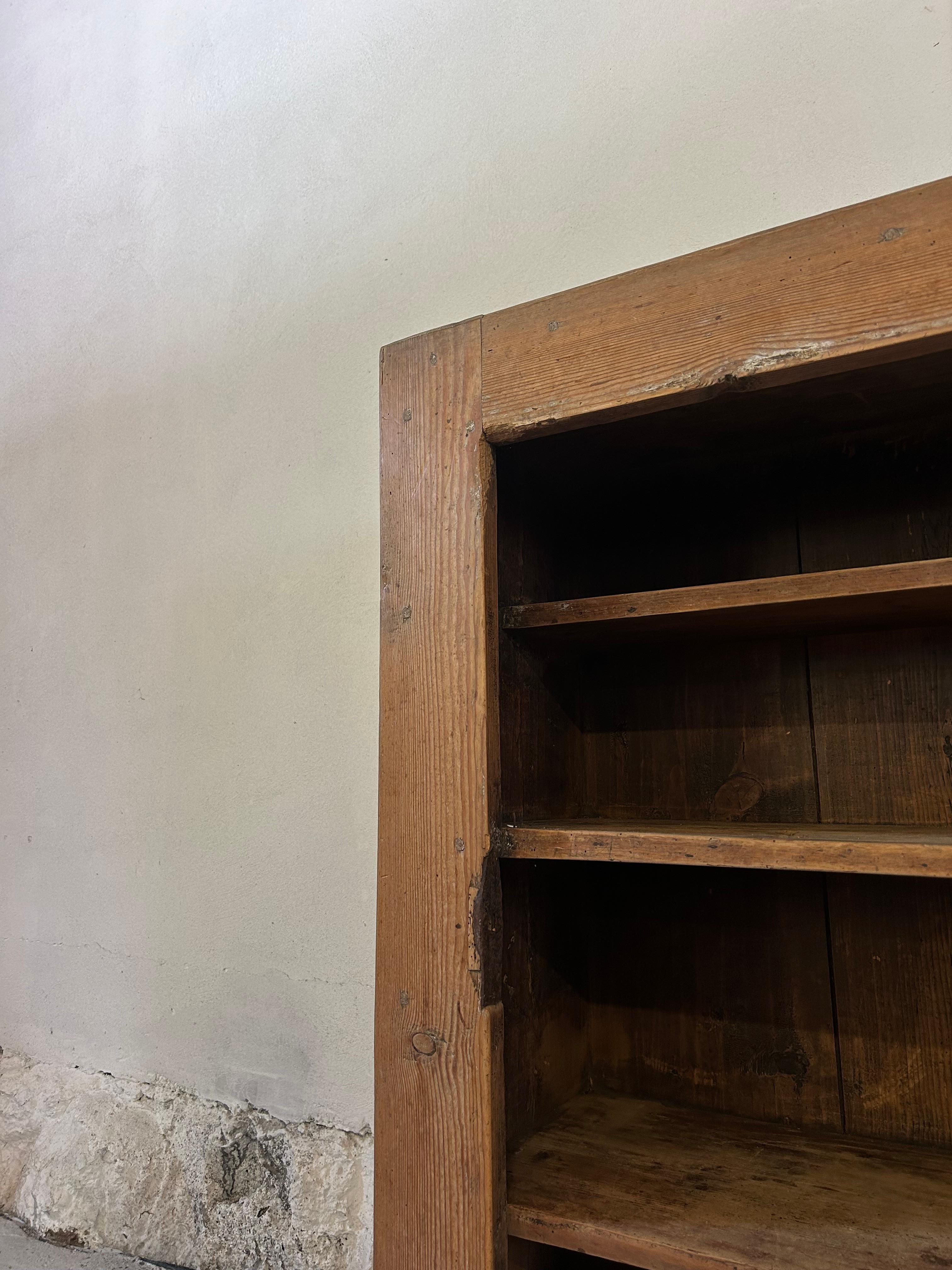 Fatto a mano Cabinet di arte popolare svedese, Svezia, anni 1790 in vendita