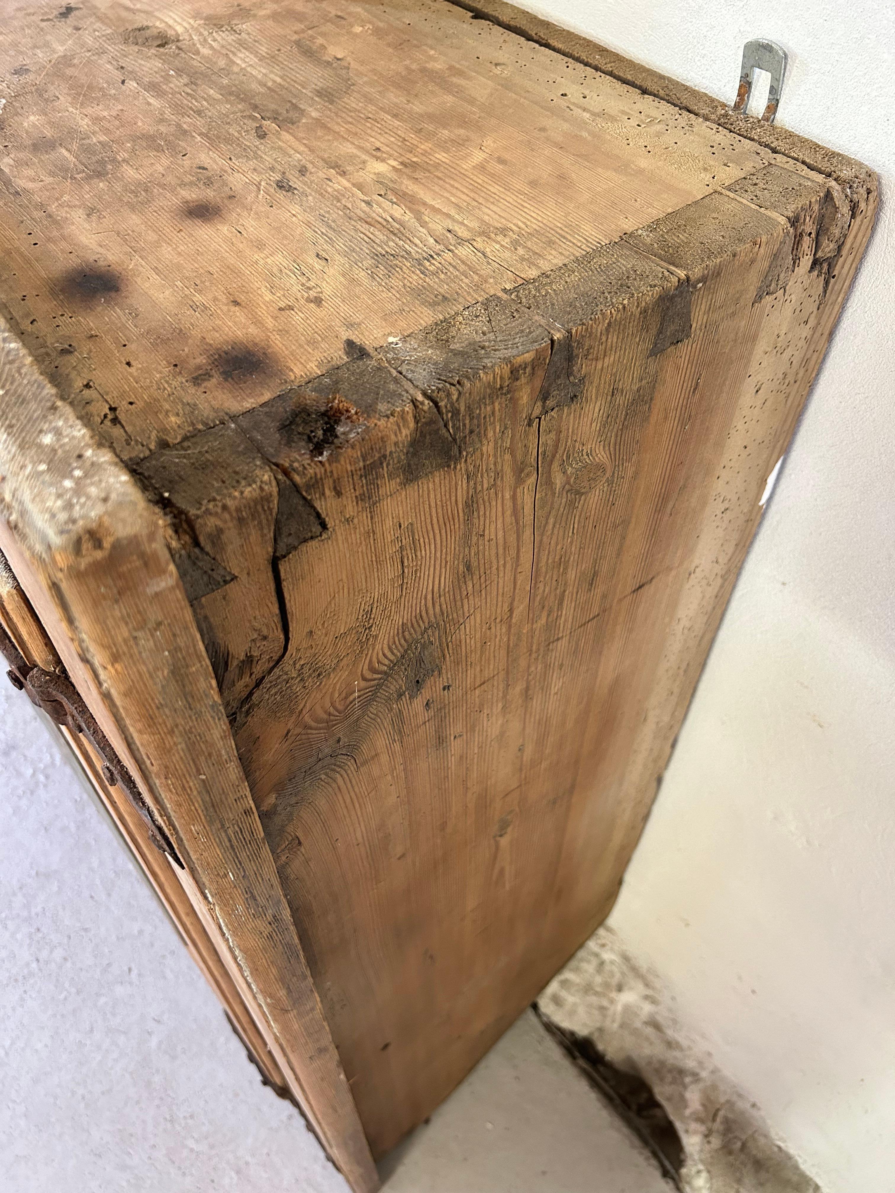 Cabinet di arte popolare svedese, Svezia, anni 1790 in vendita 1