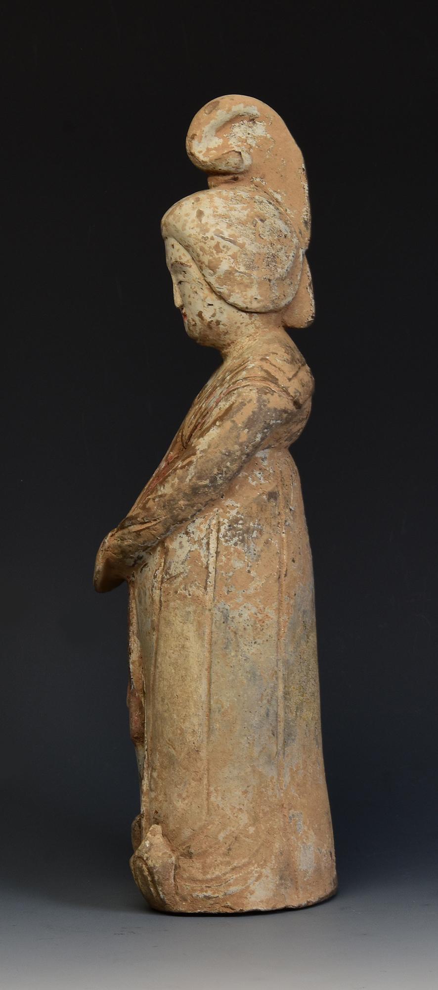 Early Tang Dynasty, Antique Chinese Pottery Noble Fat Lady with Oxford TL Test For Sale 3