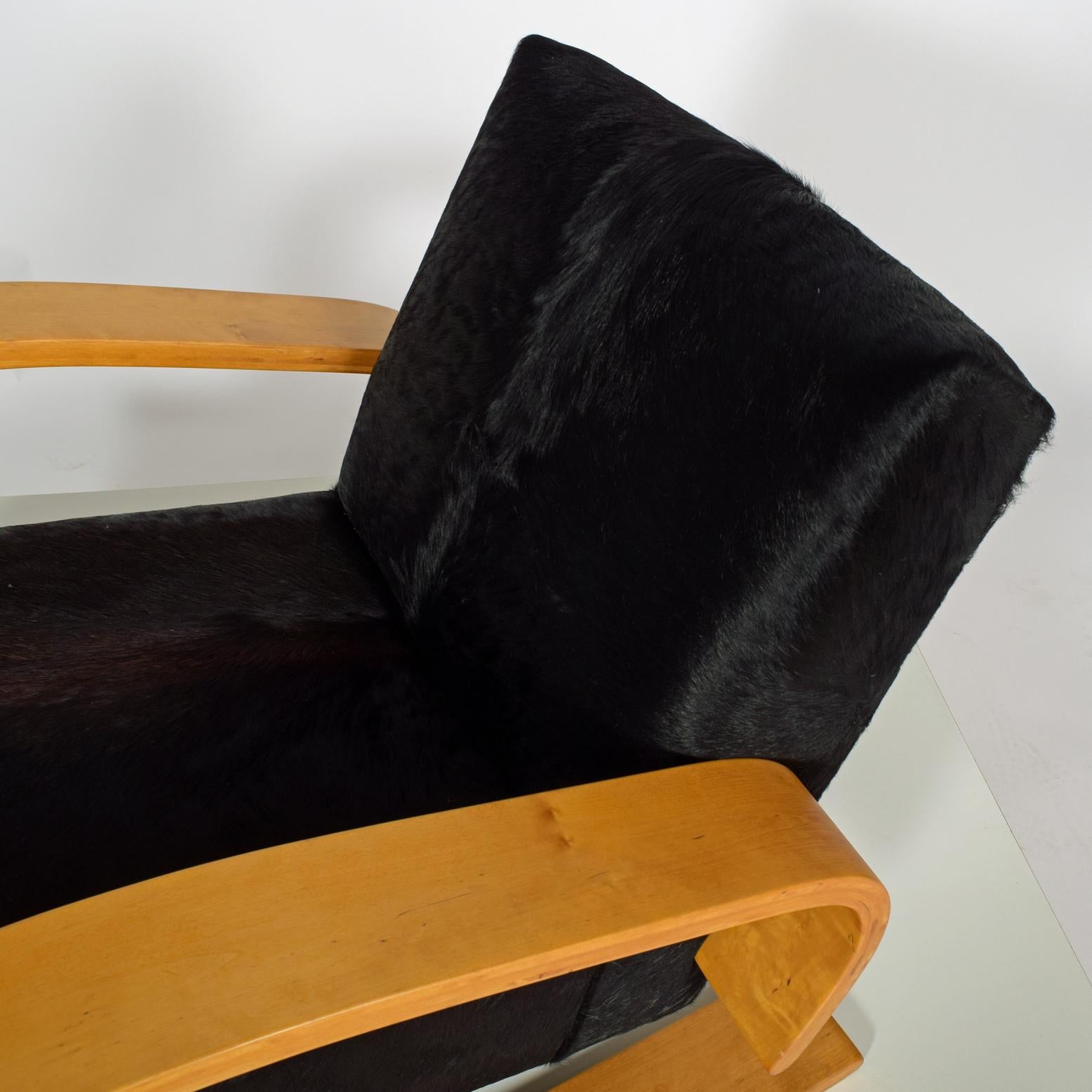 Early Tank Chair by Alvar Aalto for Artek, 1940-1955 In Good Condition In Hudson, NY