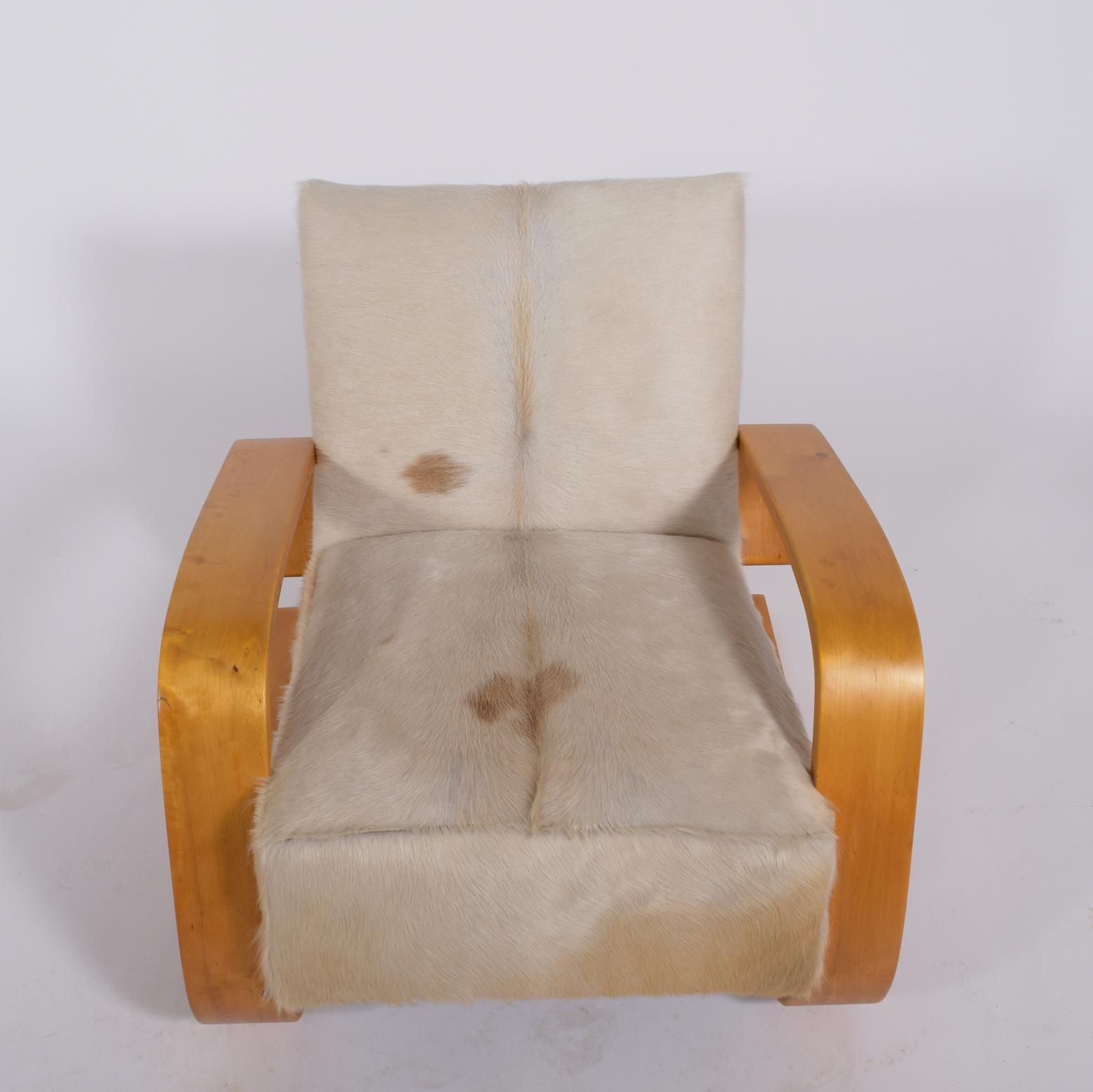 Early Tank Chair by Alvar Aalto for Artek In Good Condition In Hudson, NY
