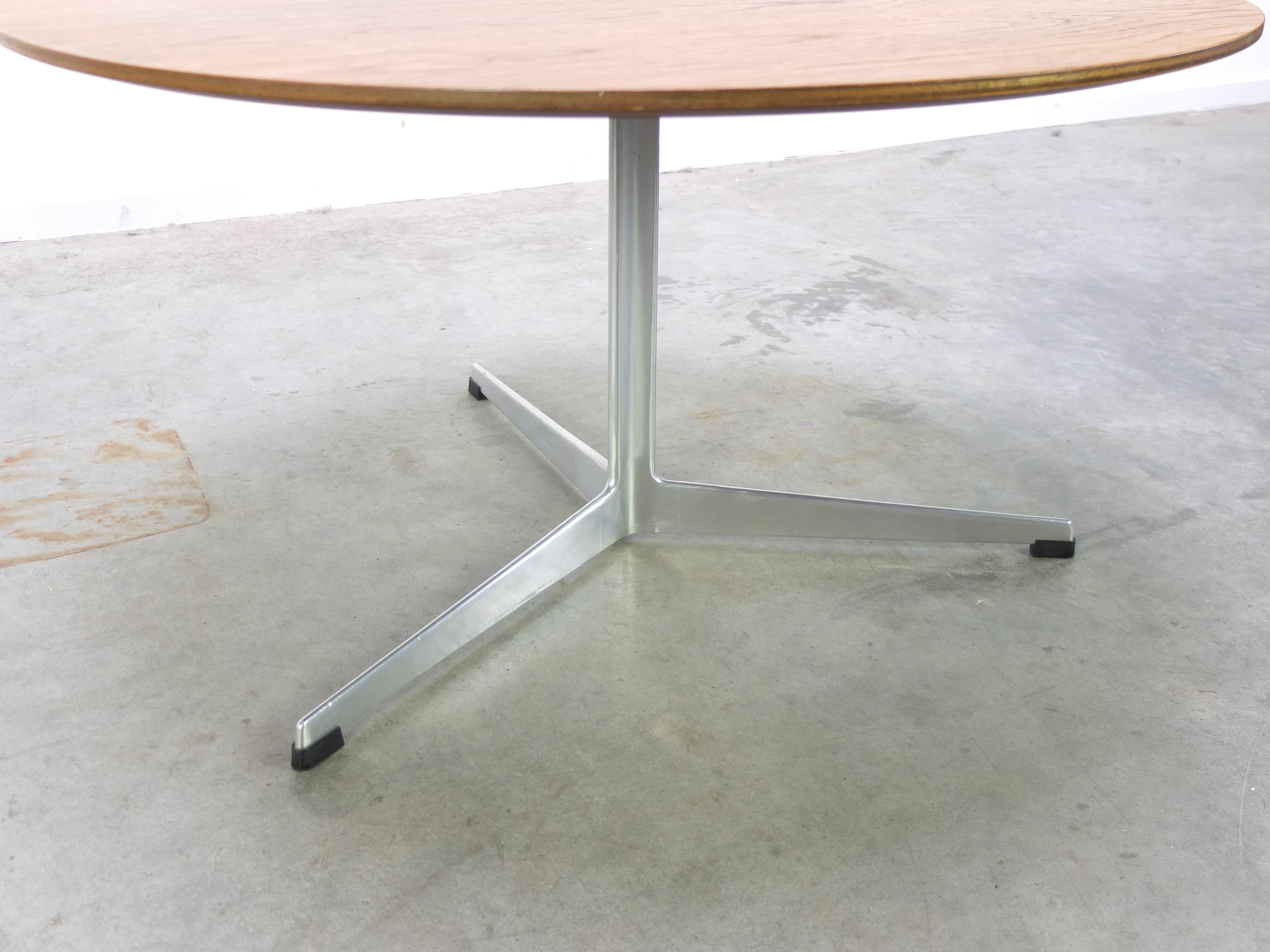 Table basse en teck d'Arne Jacobsen pour Fritz Hansen, années 1960 en vente 8