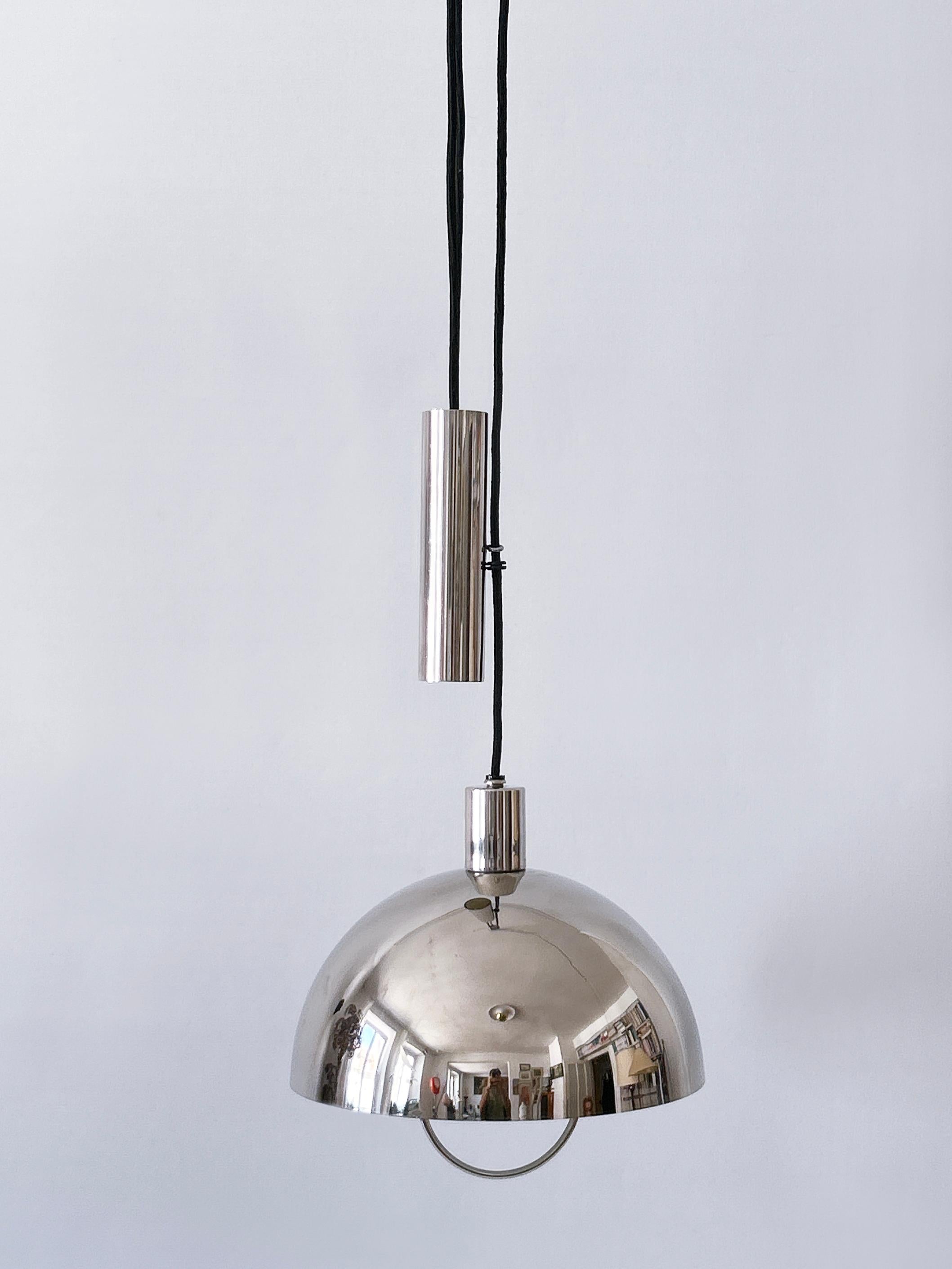 Fin du 20e siècle Lampe à suspension à poulie Bauhaus HMB 25/300 par Marianne Brandt 1980 en vente