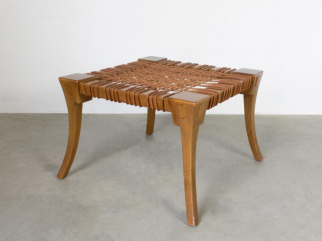 Début AT&T. Tabouret Klismos de Robsjohn-Gibbings pour Saridis, vers 1961 en vente 5