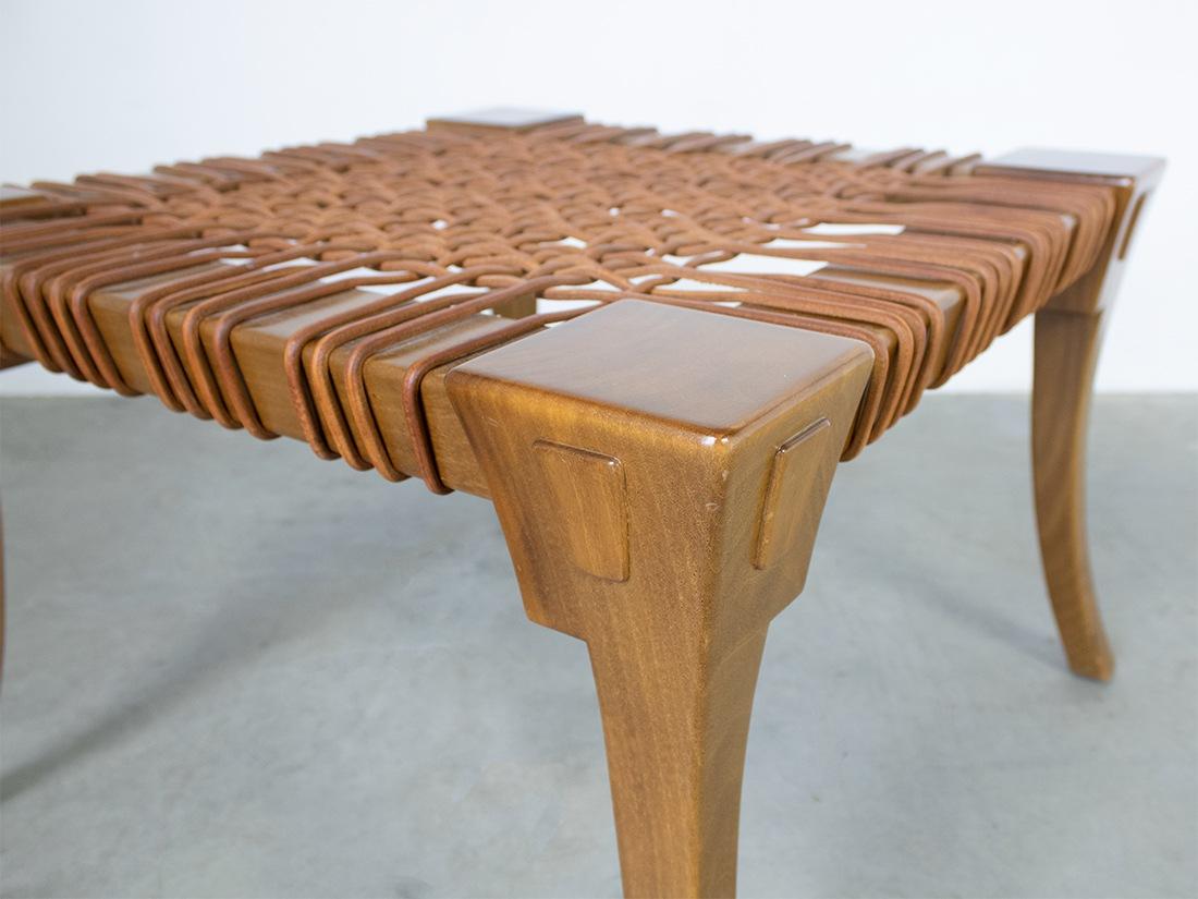 Début AT&T. Tabouret Klismos de Robsjohn-Gibbings pour Saridis, vers 1961 Bon état - En vente à Dronten, NL