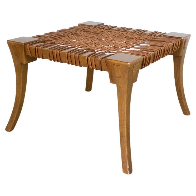 Début AT&T. Tabouret Klismos de Robsjohn-Gibbings pour Saridis, vers 1961 en vente