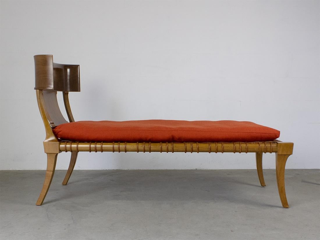 Greek Early T.H. Robsjohn-Gibbings Model nr 11 'Klini' Chaise for Saridis of Athens