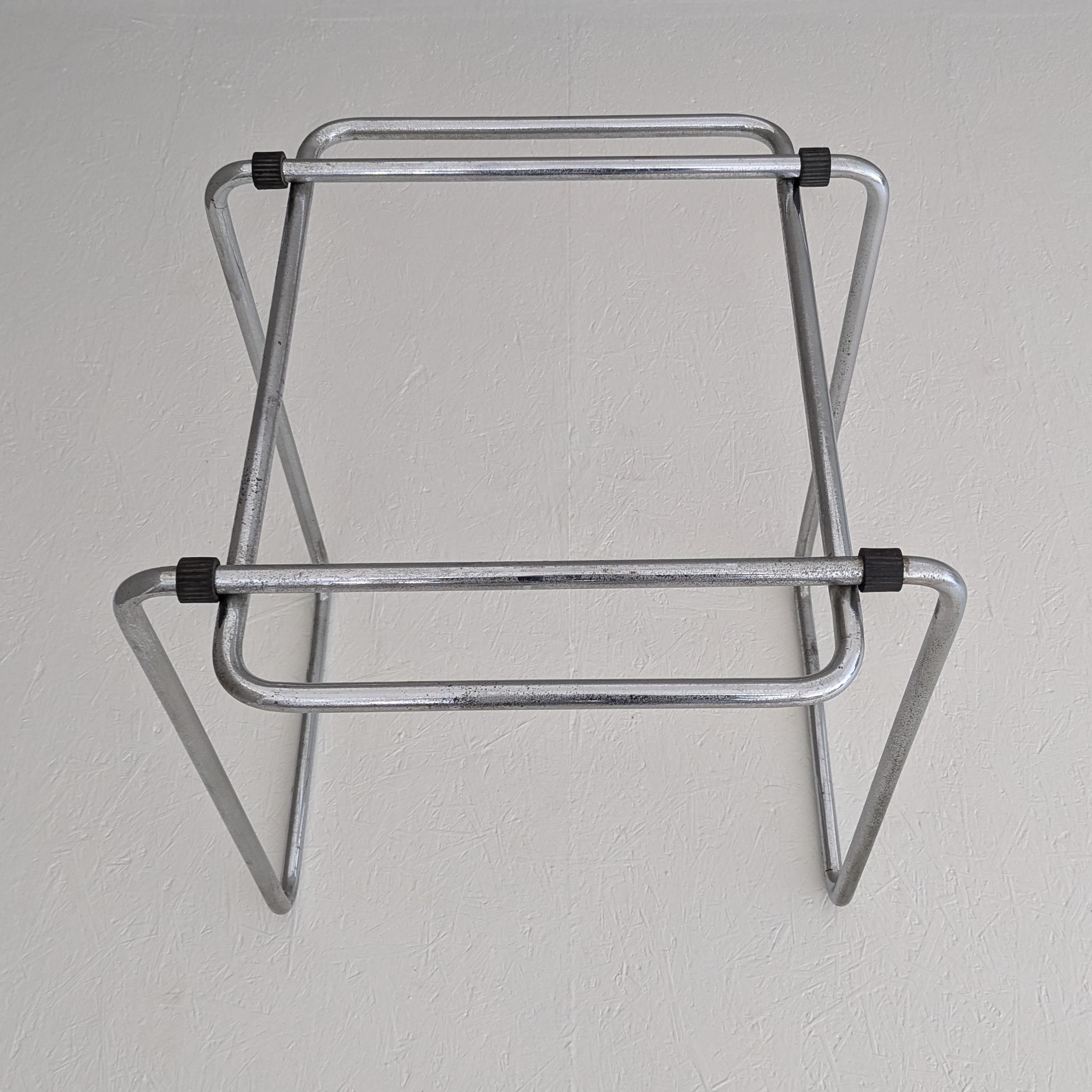 Tavolo Thonet B 18 Bauhaus di Marcel Breuer, anni '30 7