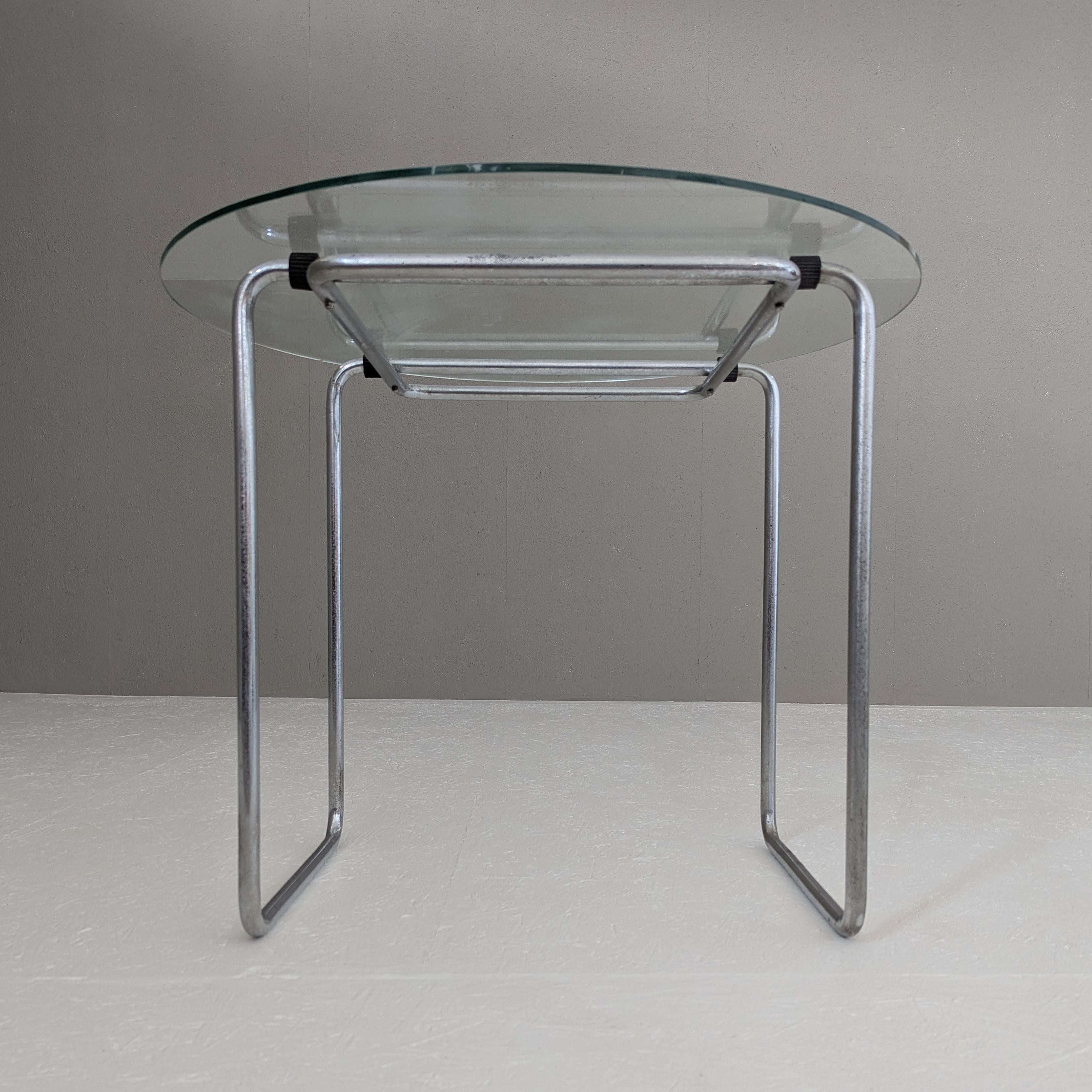 Tavolo Thonet B 18 Bauhaus di Marcel Breuer, anni '30 In condizioni buone a PRAHA 5, CZ
