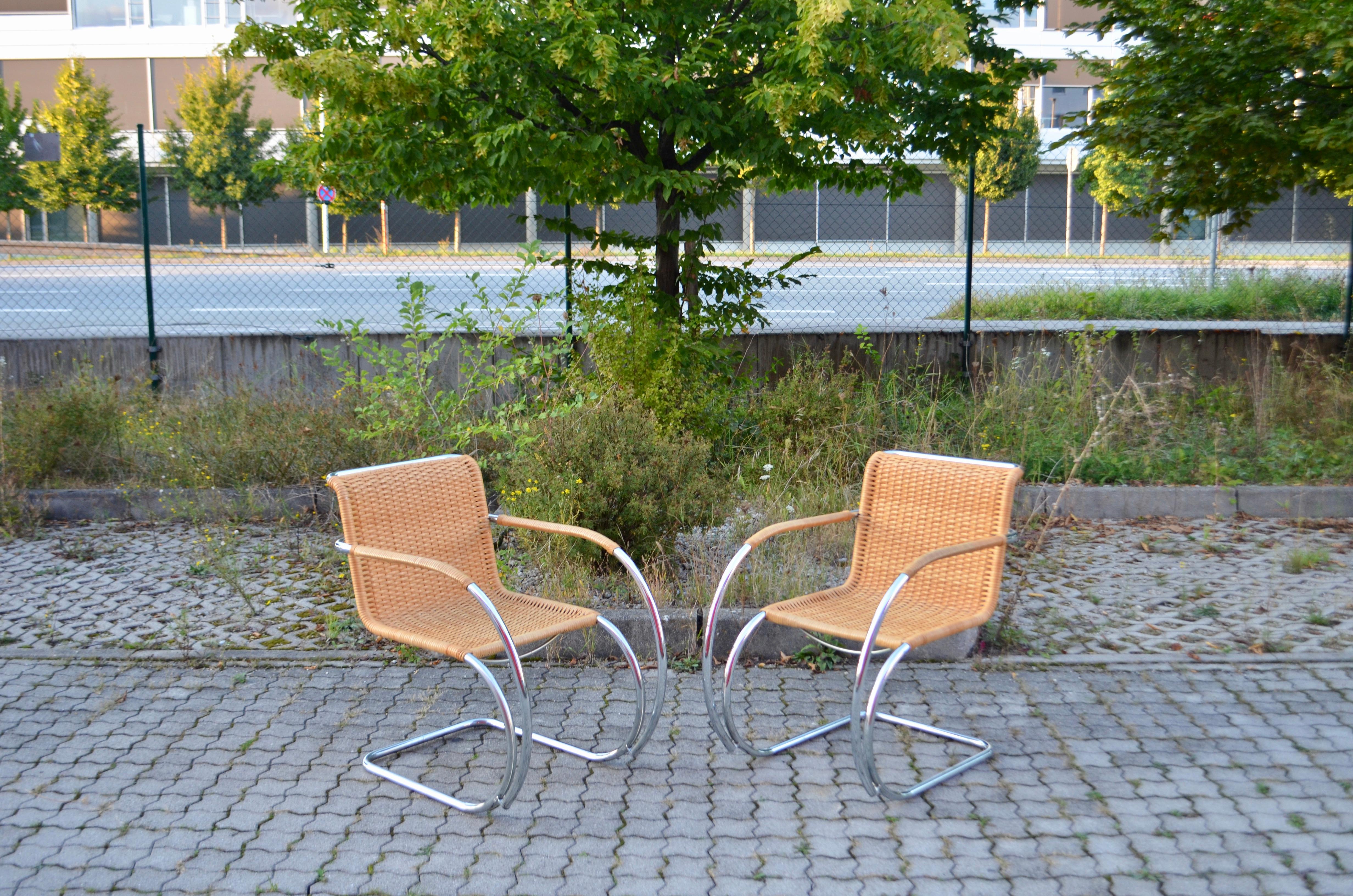These Cantilever vintage armchairs are Bauhaus classics and were designed by Mies van der Rohe and knowned by the name Weißenhof Chair.This pair were produced by Thonet with the Model name S533 RF.
3 license holders are producing this chair today.