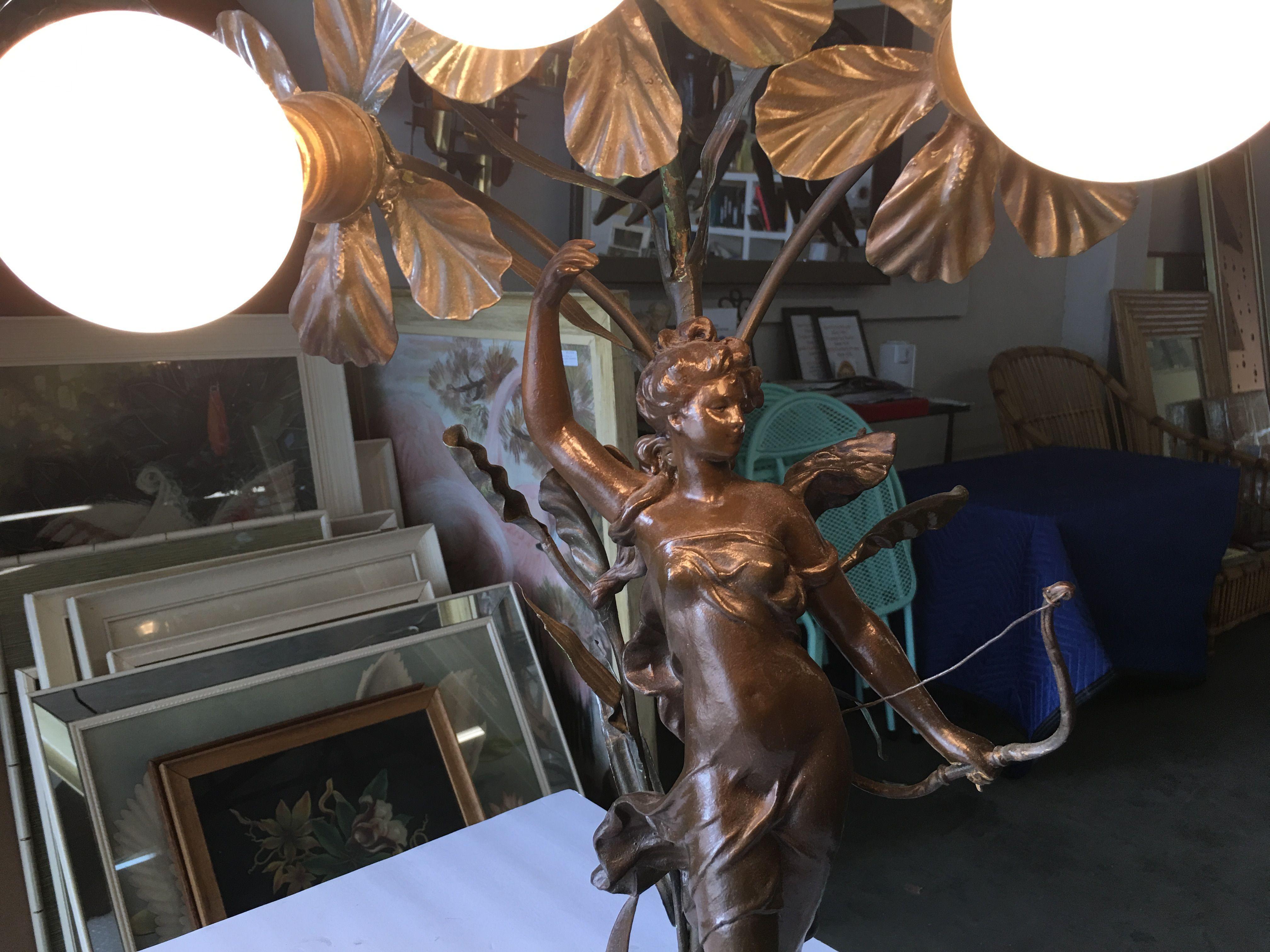 Early Three Bulb Art Nouveau Figural Bronze and Marble Table Lamp In Excellent Condition For Sale In Van Nuys, CA