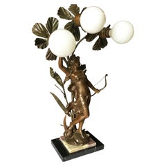 Lampe de table Art Nouveau Figurative à trois ampoules en bronze et marbre