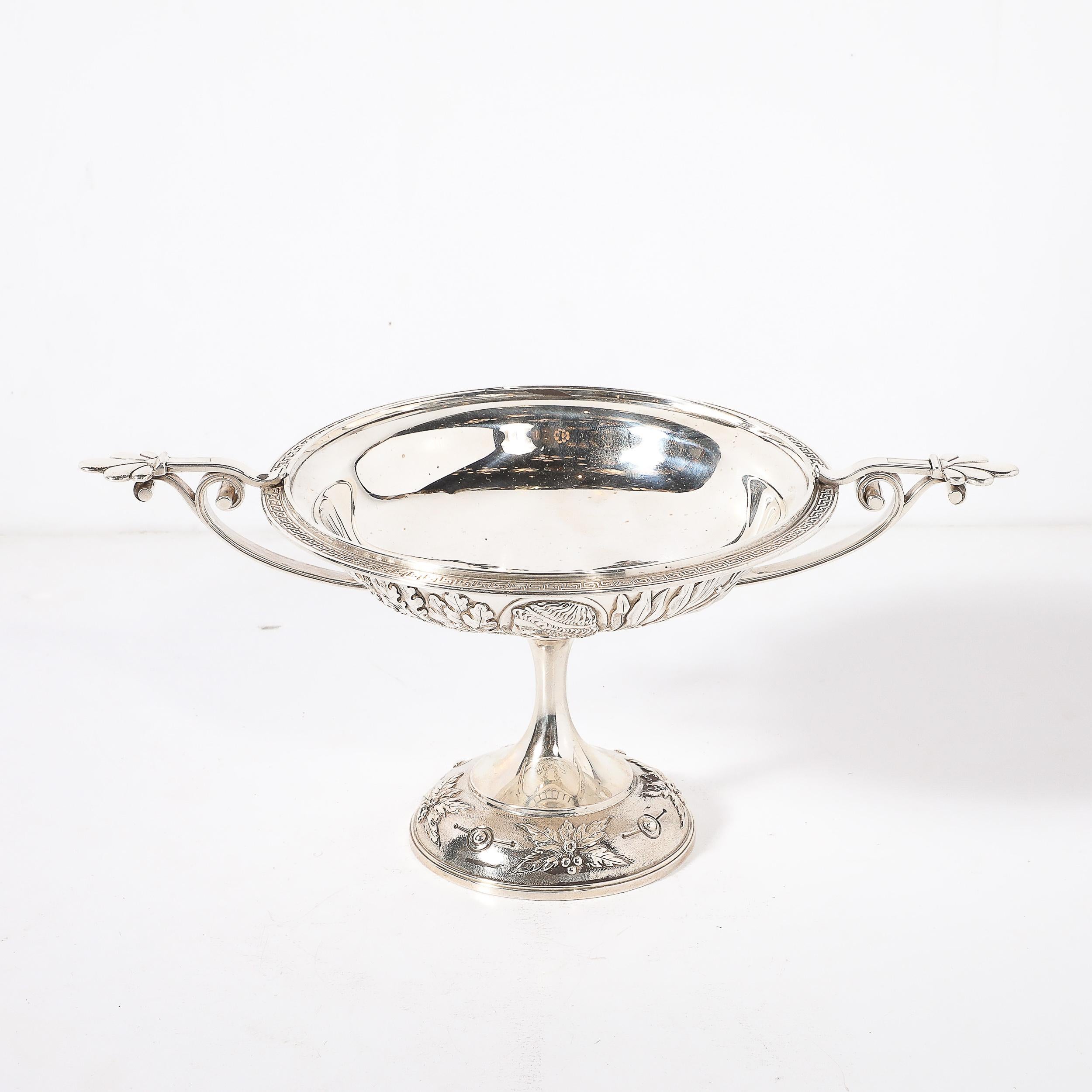 Complesso di kylix classico in argento grecizzato Tiffany di prima qualità in vendita 4