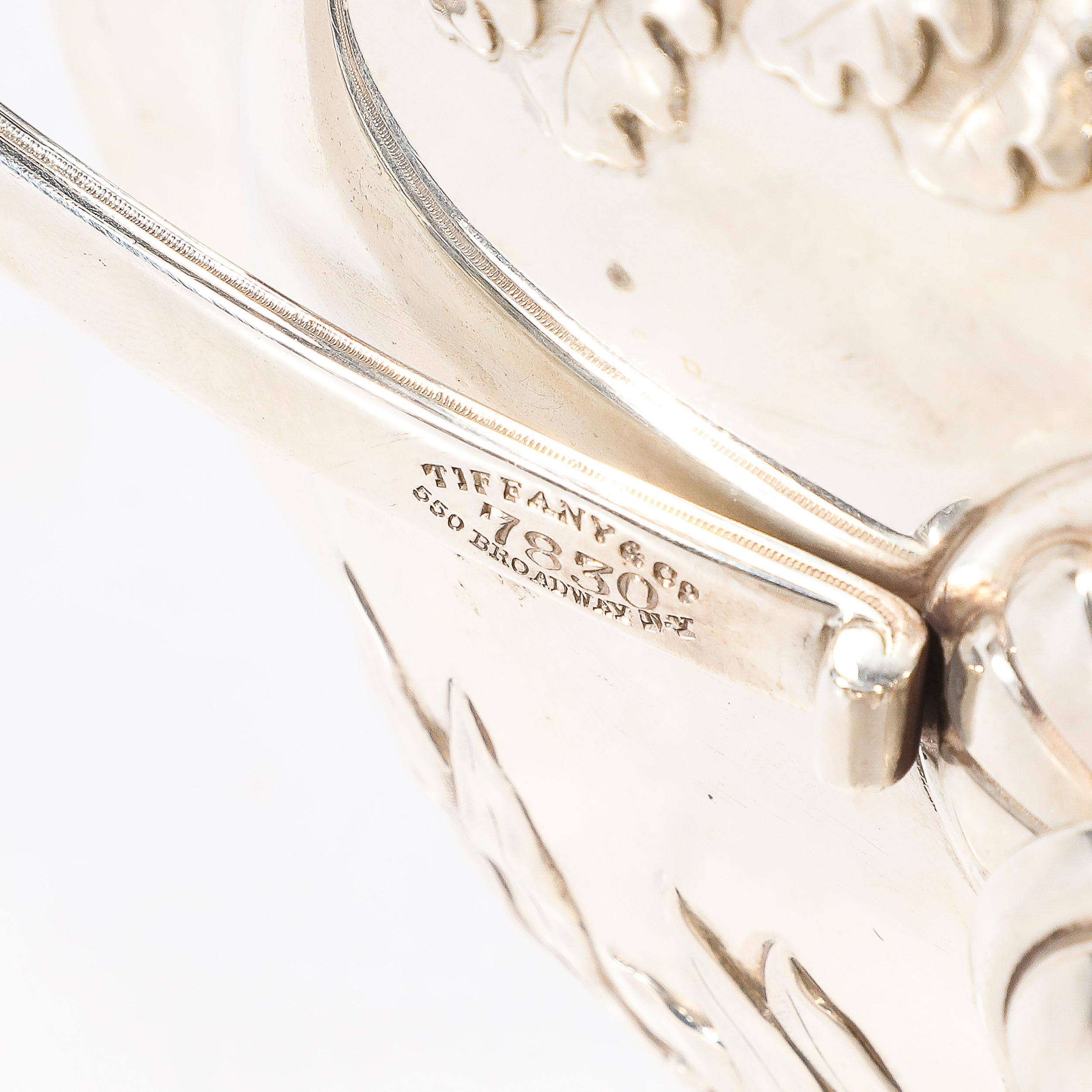Complesso di kylix classico in argento grecizzato Tiffany di prima qualità in vendita 13