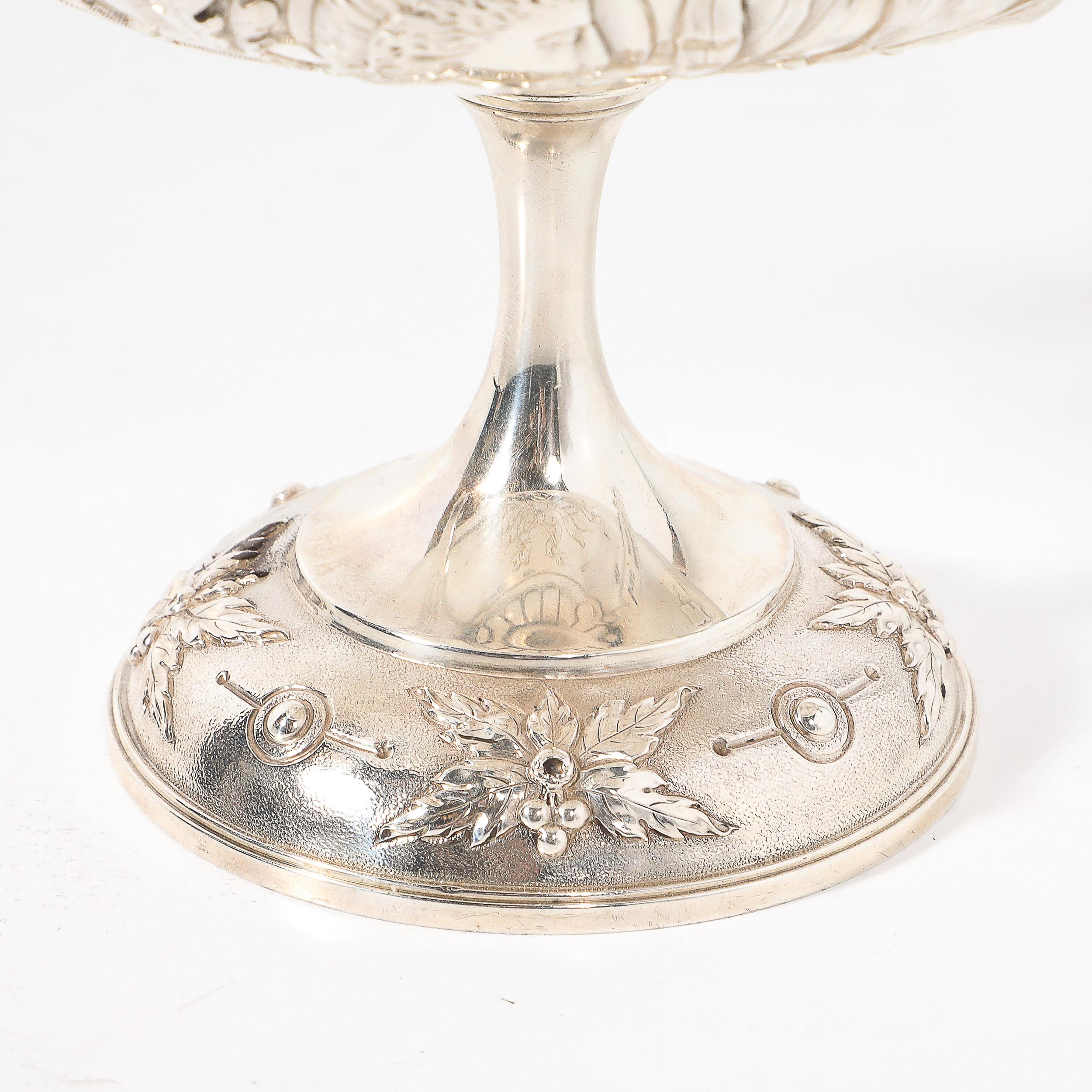 Neogreco Complesso di kylix classico in argento grecizzato Tiffany di prima qualità in vendita