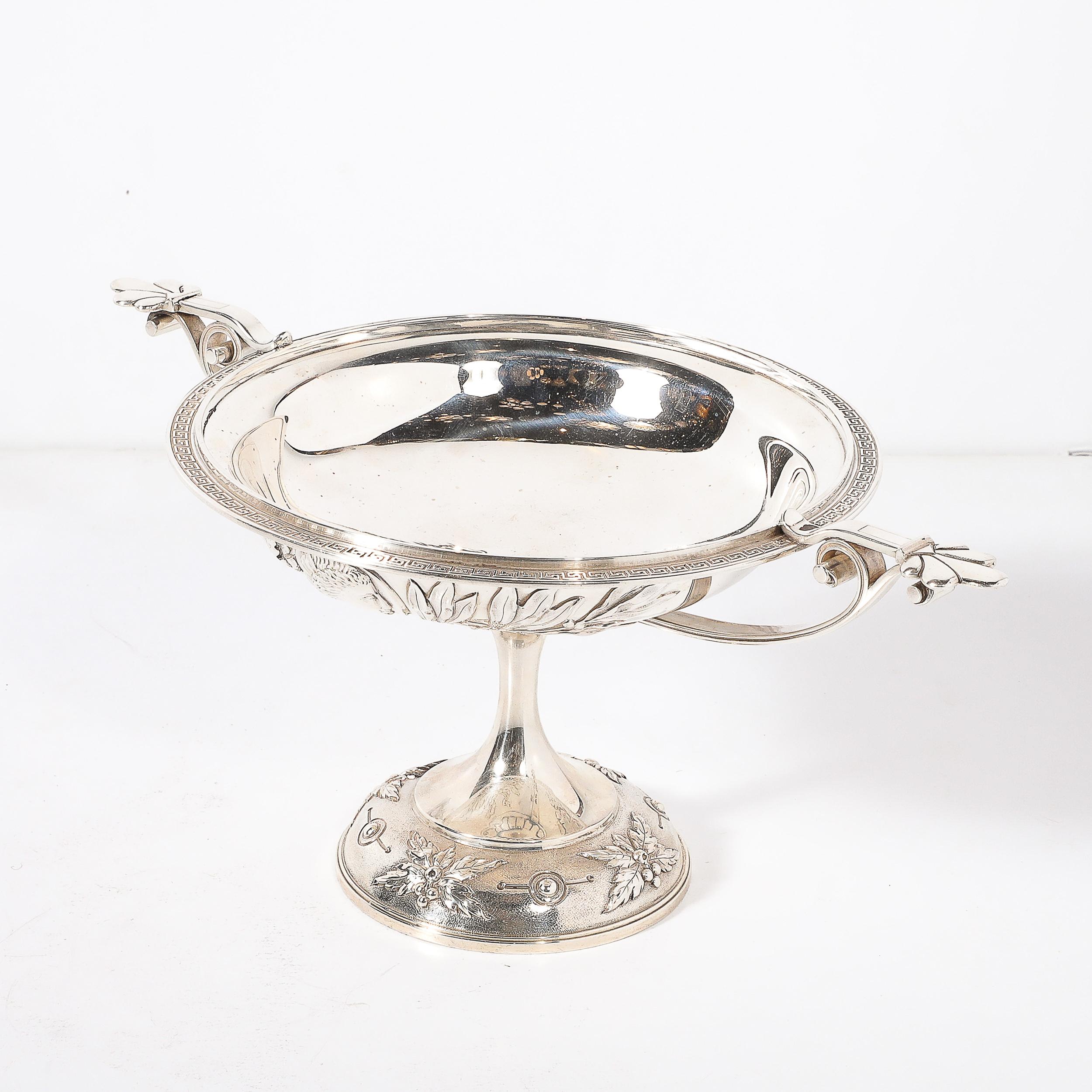 Complesso di kylix classico in argento grecizzato Tiffany di prima qualità In condizioni ottime in vendita a New York, NY