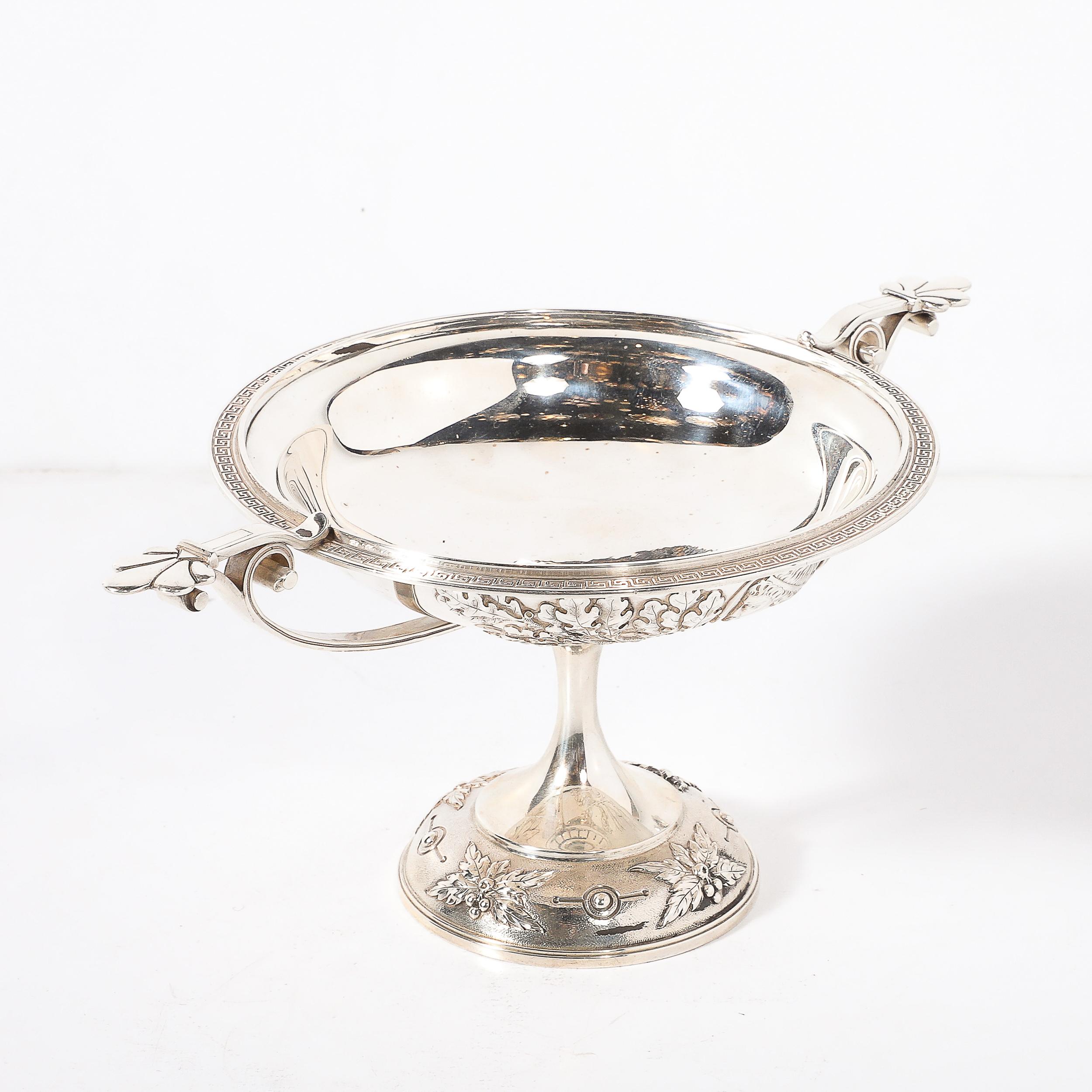 Complesso di kylix classico in argento grecizzato Tiffany di prima qualità in vendita 1
