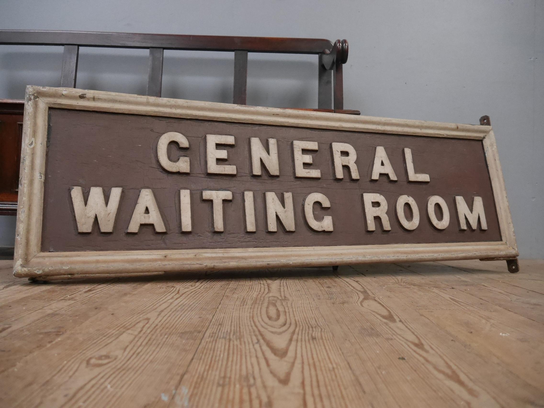 Frühes Eisenbahnschild „General Waiting Room“ aus Holz und Eisen im Angebot 1