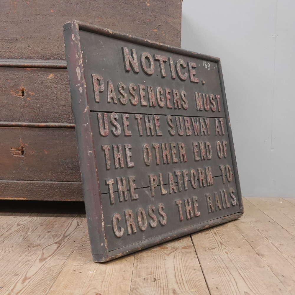 Frühes Eisenbahnschild aus Holz und Eisen im Zustand „Gut“ im Angebot in Downham Market, GB