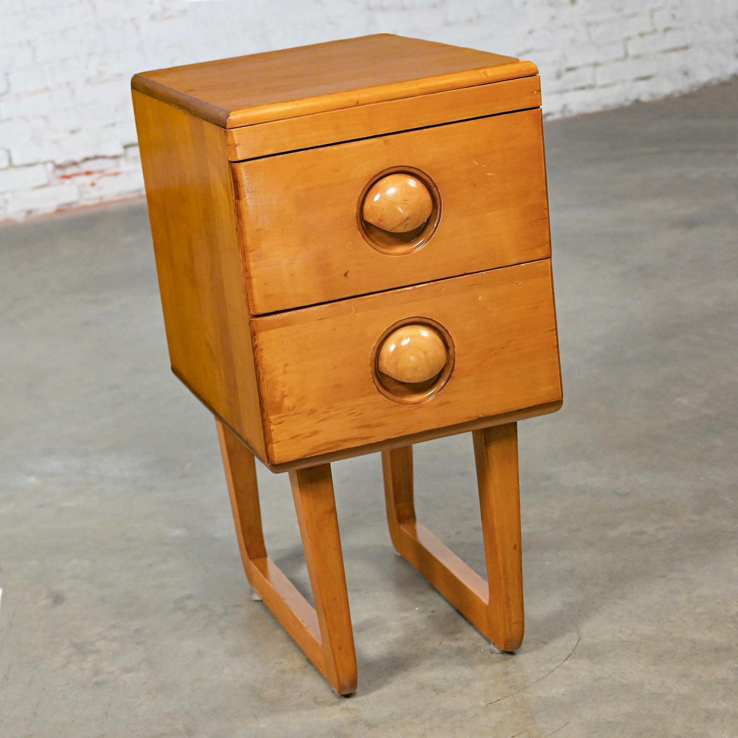 Streamlined Moderne Early to Mid-20th Century Art Moderne Maple 2 Drawer Nightstand Style of Bissman For Sale