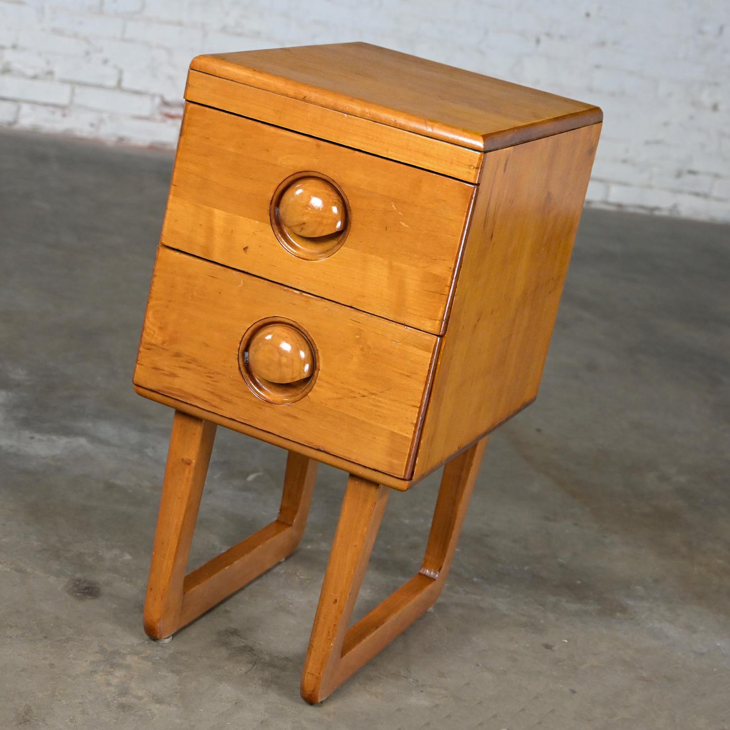Unknown Early to Mid-20th Century Art Moderne Maple 2 Drawer Nightstand Style of Bissman For Sale