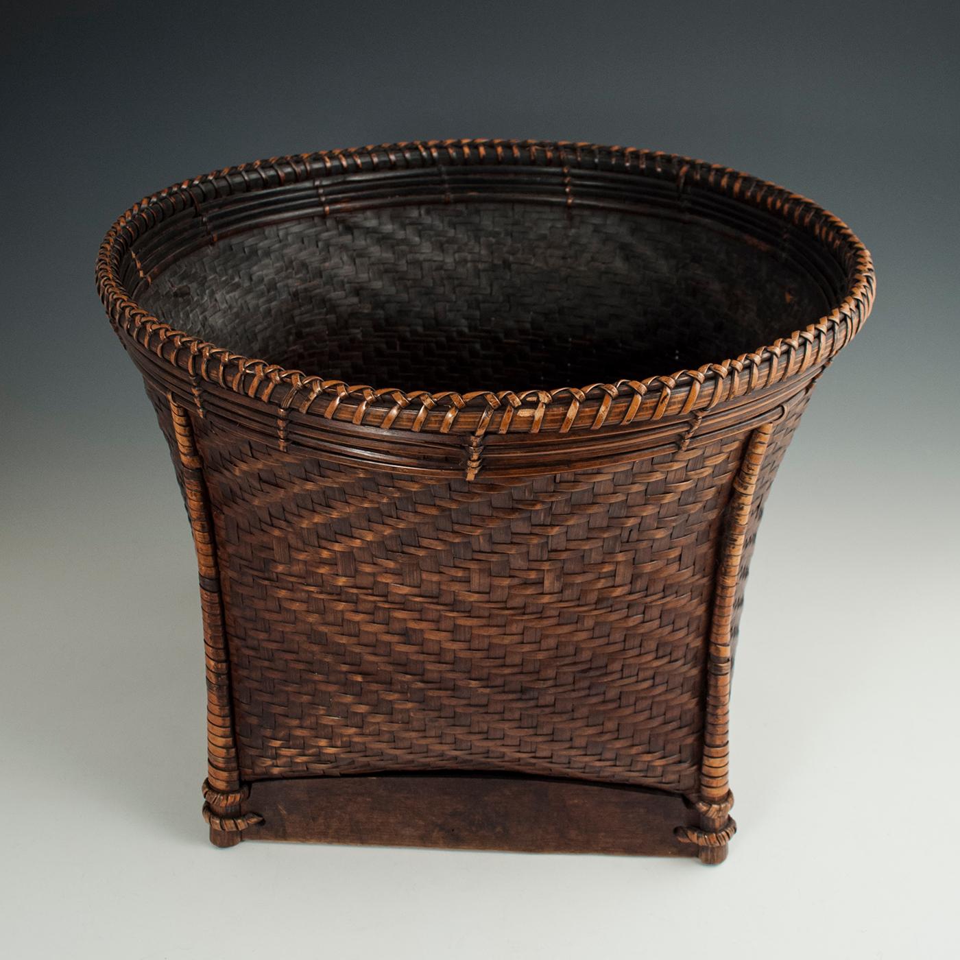 Early to Mid-20th Century Bamboo Collecting Basket, Khmu People, Vietnam or Laos In Good Condition In Point Richmond, CA