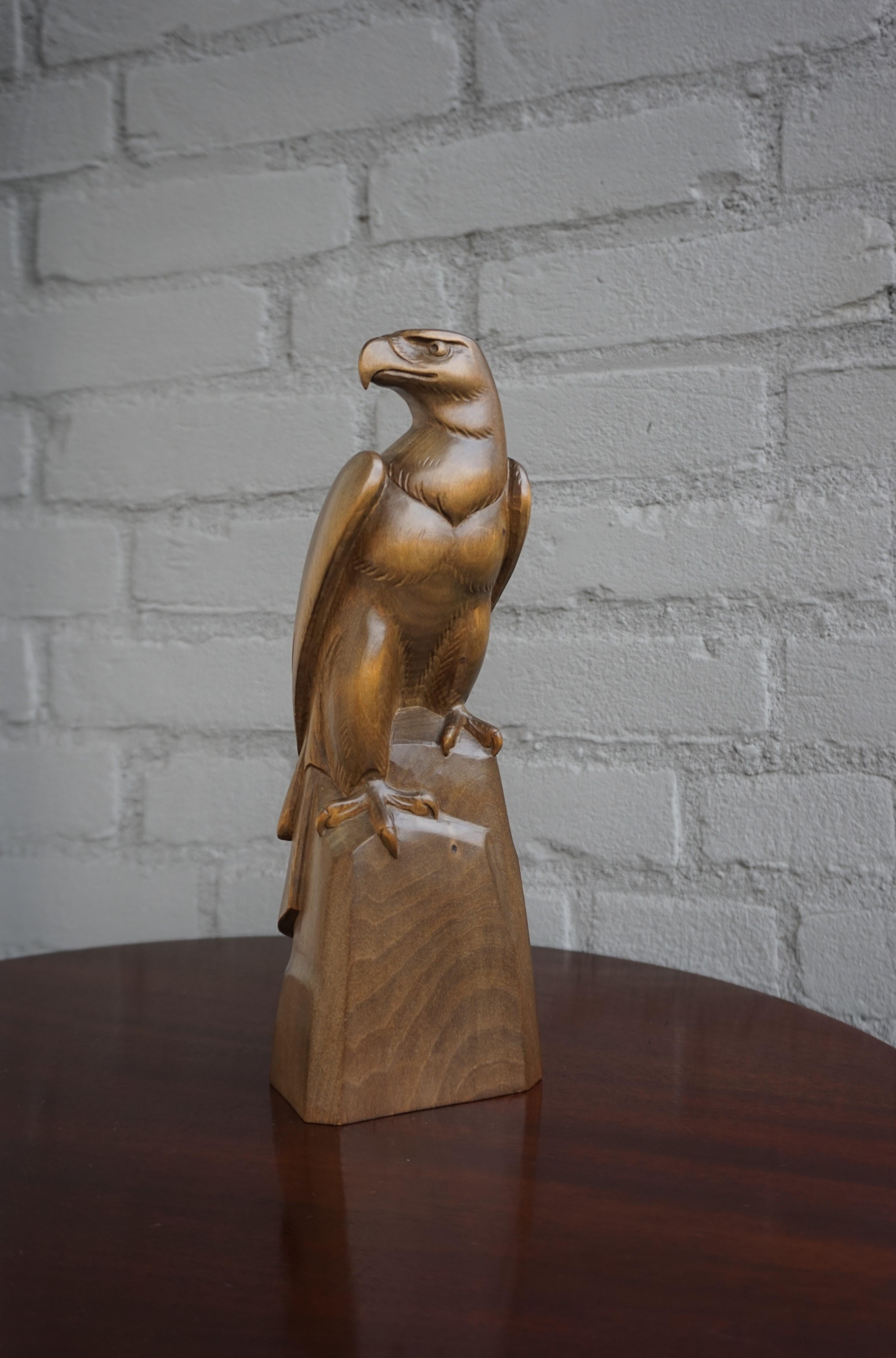 Early to Mid-20th Century Hand Carved Black Forest Sitting Eagle Sculpture For Sale 6