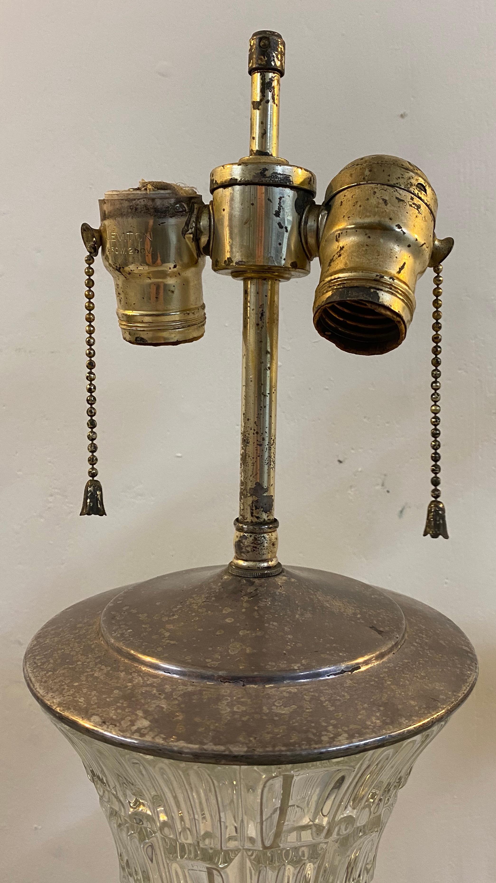 Lámparas de mesa de cristal moldeado de principios y mediados del siglo XX para restauración, hacia 1940 en Desgastado estado para la venta en San Francisco, CA