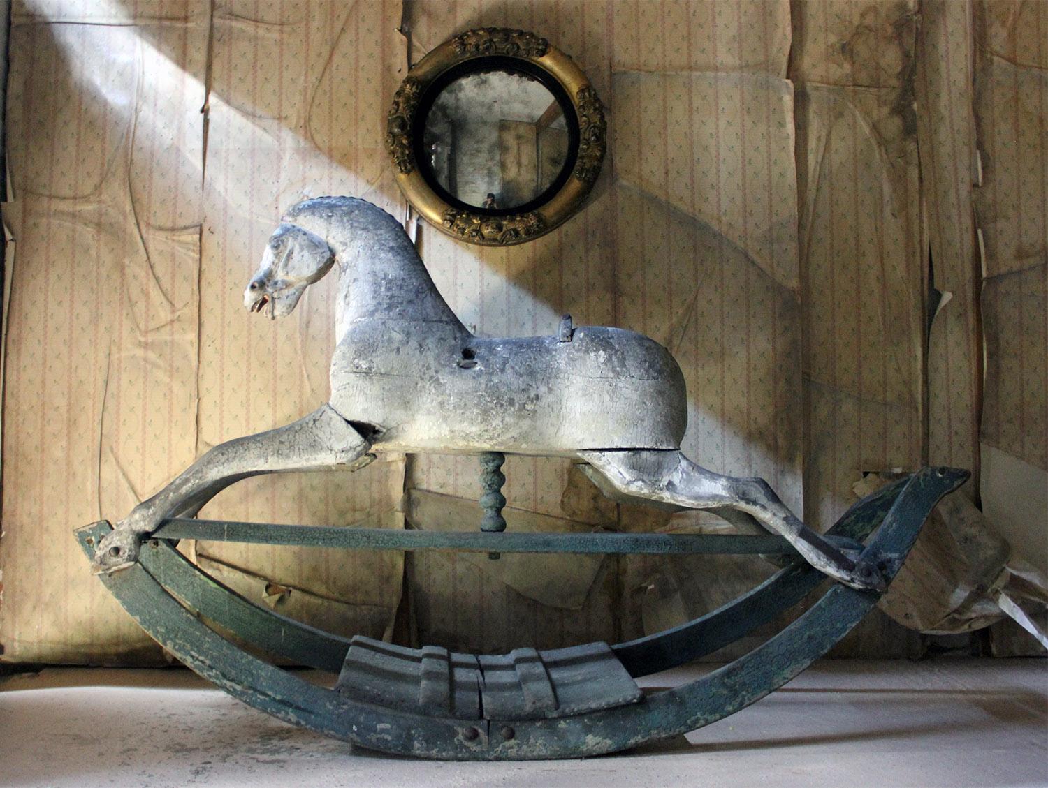 Early to Mid-19th Century Grey Bow Rocking Horse, circa 1830-1840 6