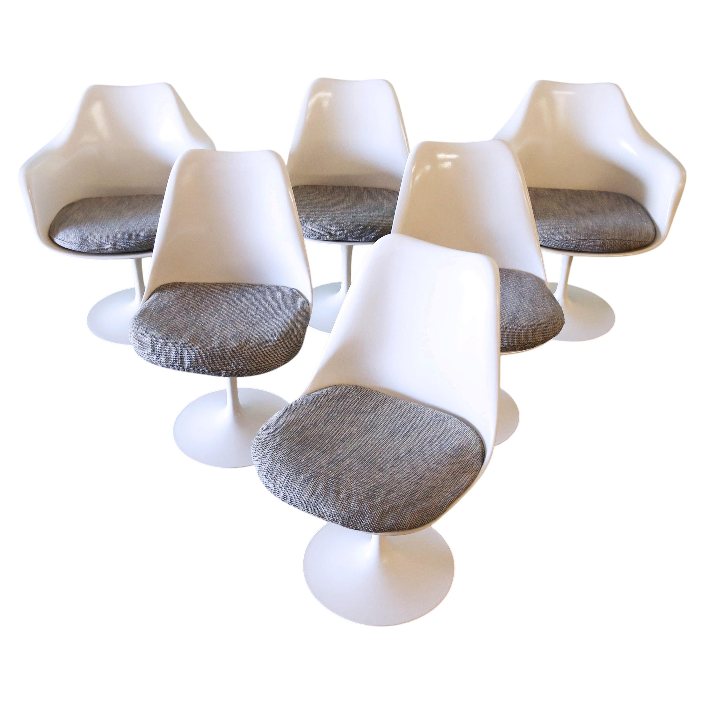 Early Tulip Chairs by Eero Saarinen for Knoll Tulip Chair Set of 6 1960s