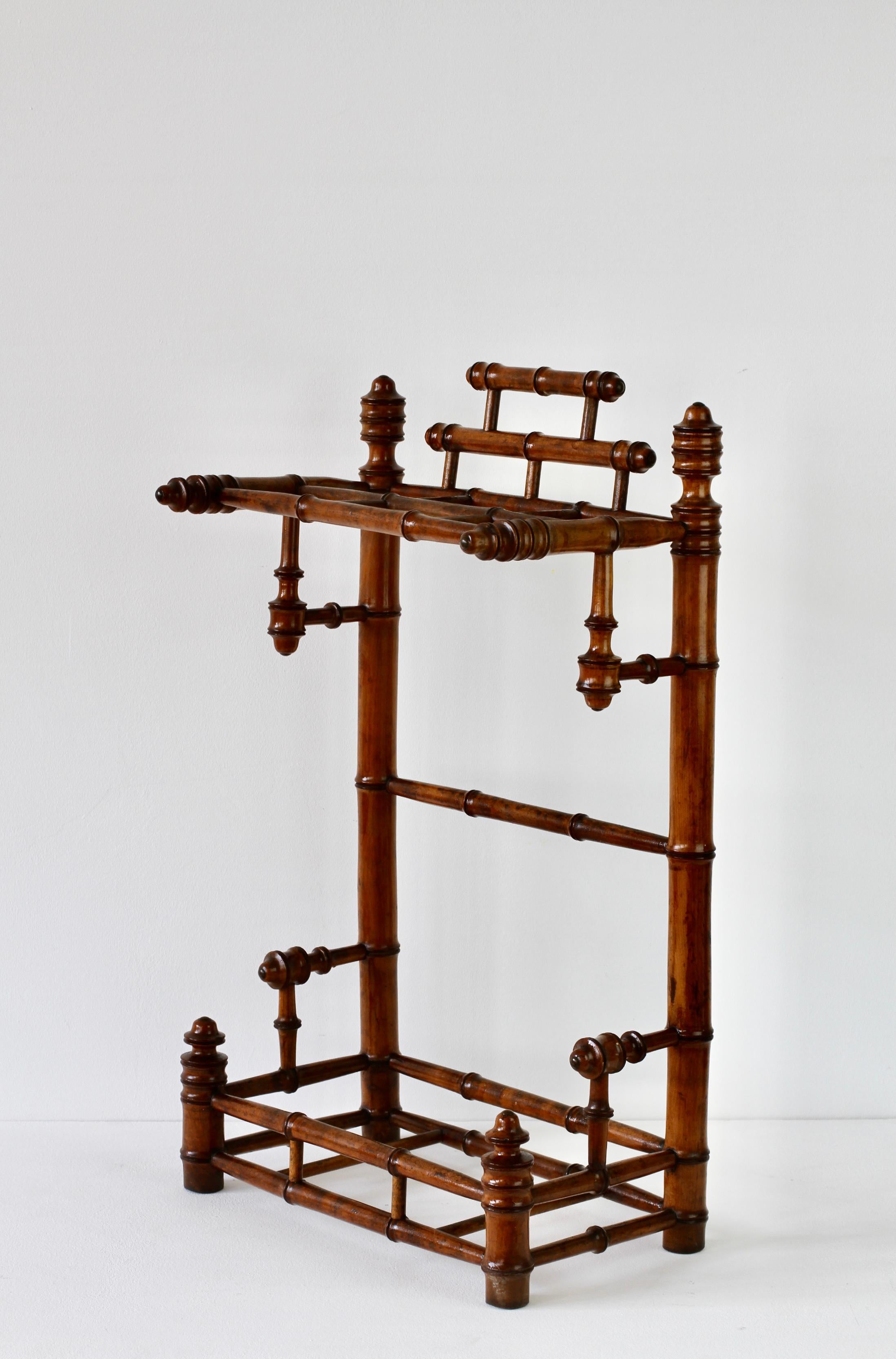 Hand-Carved Early Turned Wooden Umbrella Stand / Walking Stick Rack Germany, circa 1900 For Sale