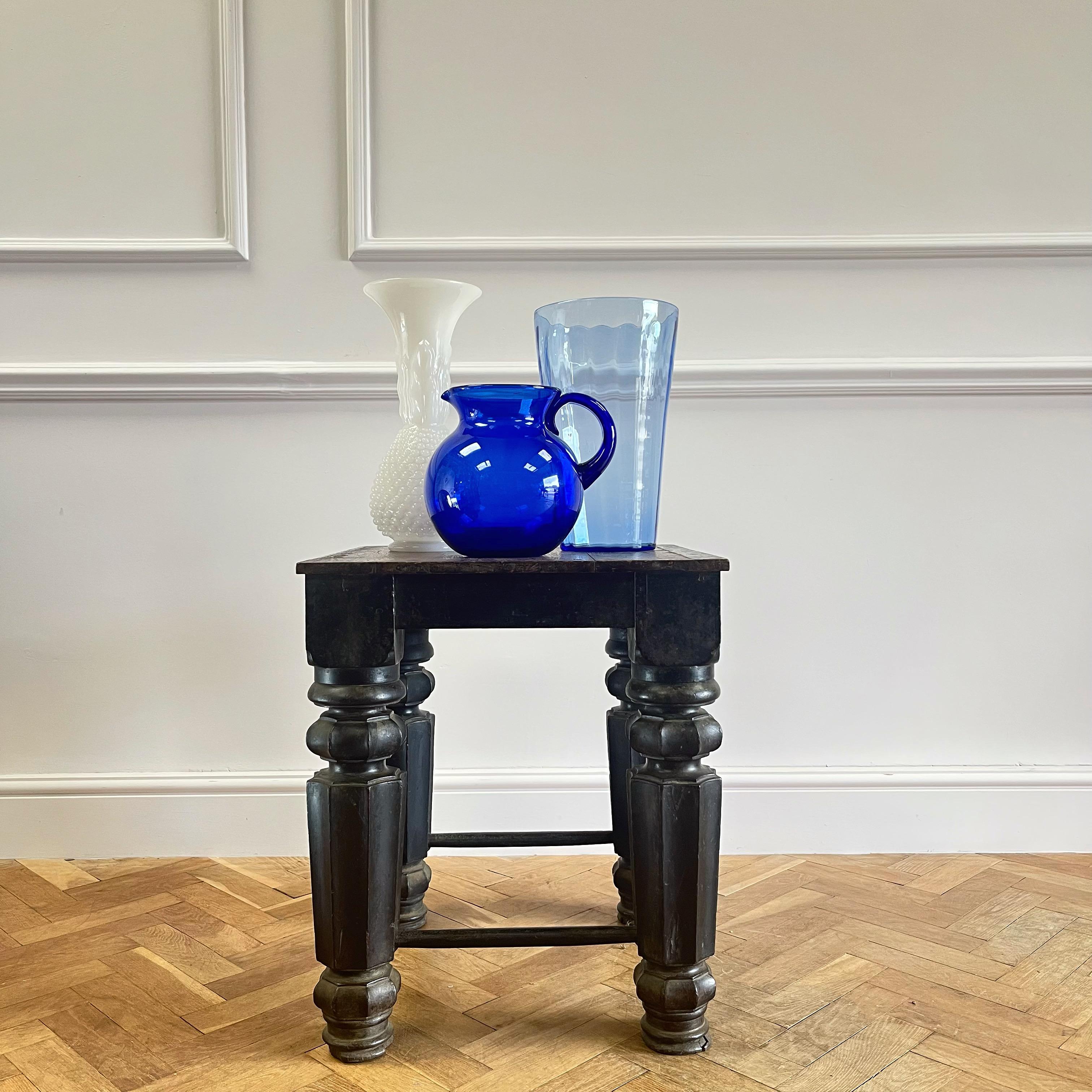 Edwardian Early Twentieth Century Large Sapphire Blue Vase  For Sale