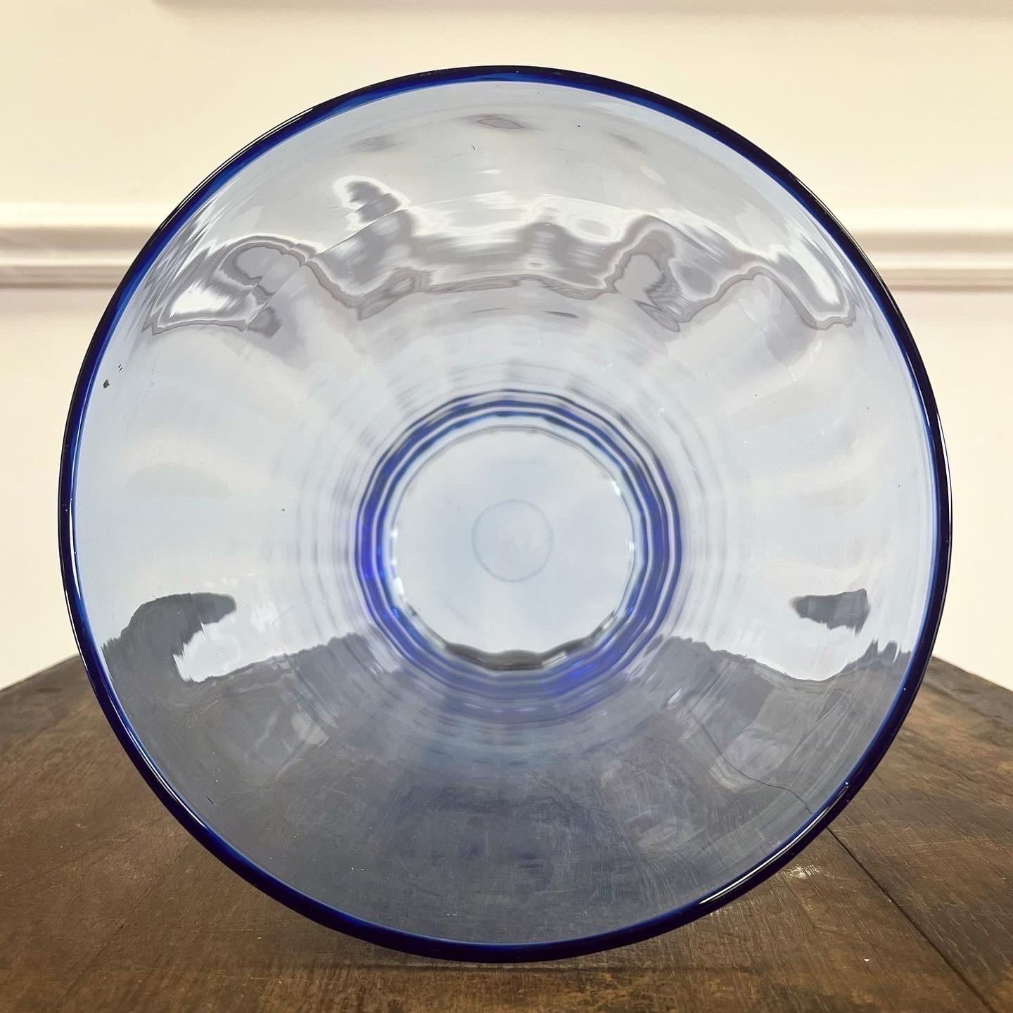 Grand vase bleu saphir du début du Twentieth siècle  Bon état - En vente à London, GB