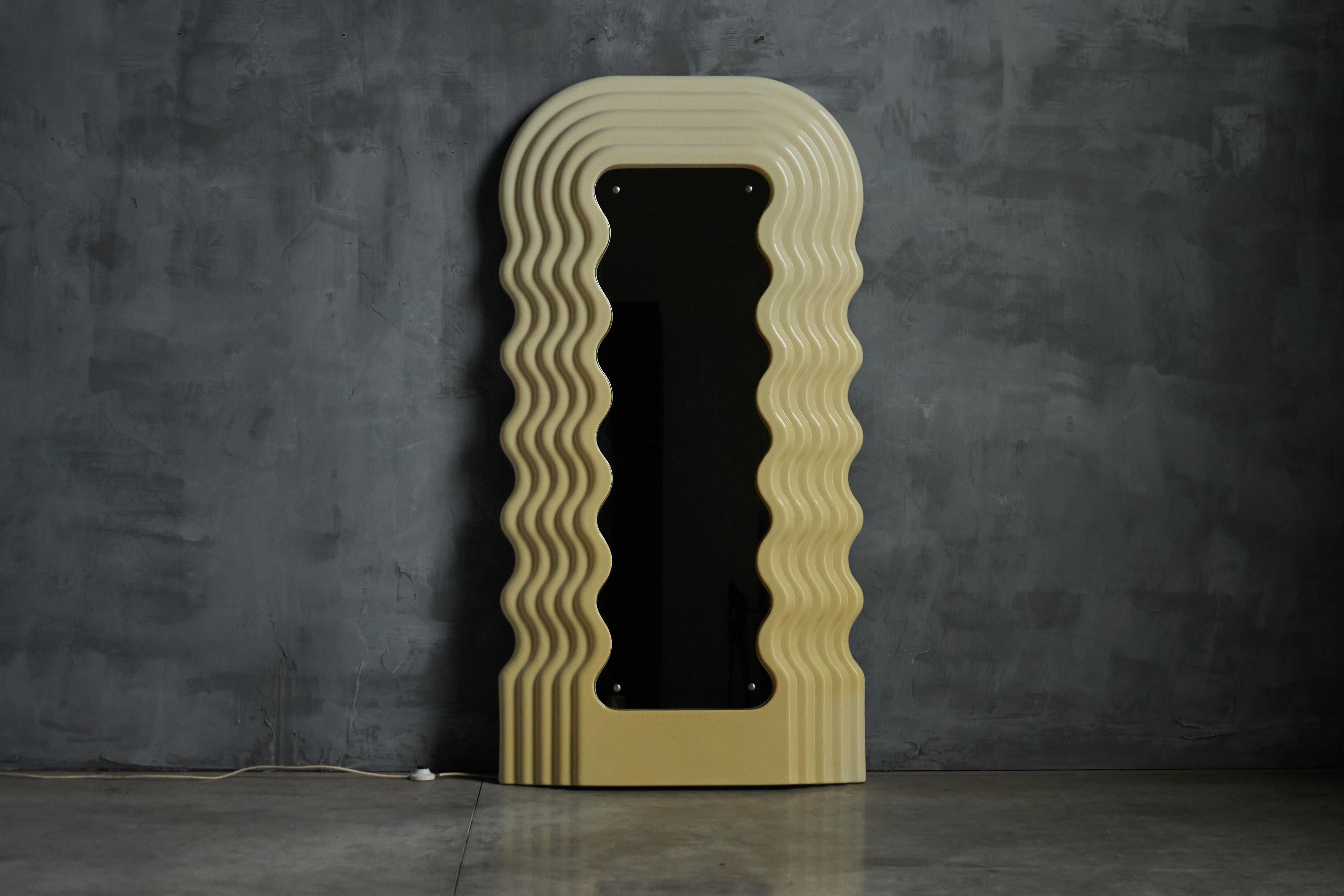 Früher Ultrafragola-Spiegel von Ettore Sottsass für Poltronova, Italien, 1970er Jahre im Angebot 4
