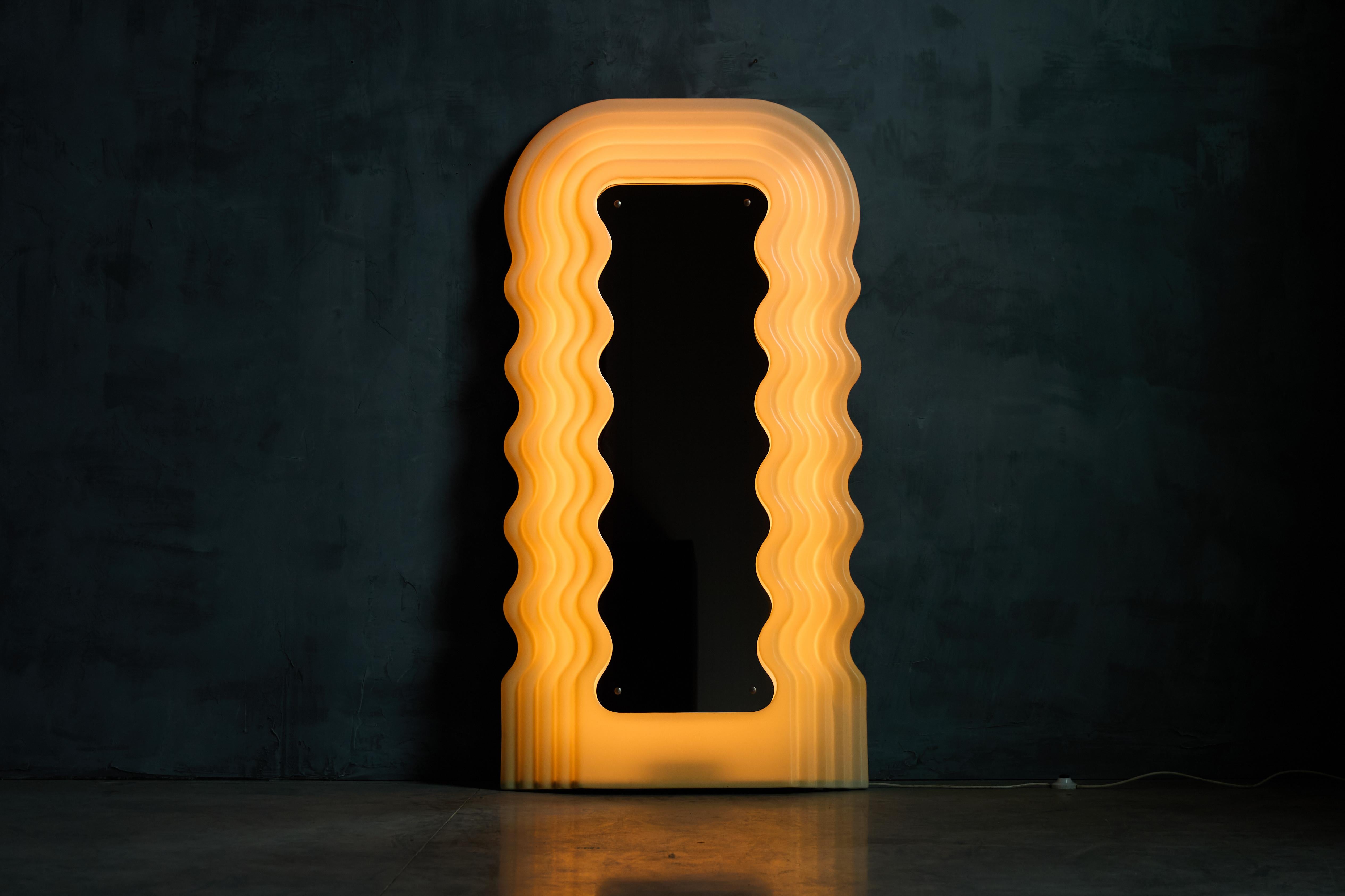 Früher Ultrafragola-Spiegel von Ettore Sottsass für Poltronova, Italien, 1970er Jahre (Italienisch) im Angebot