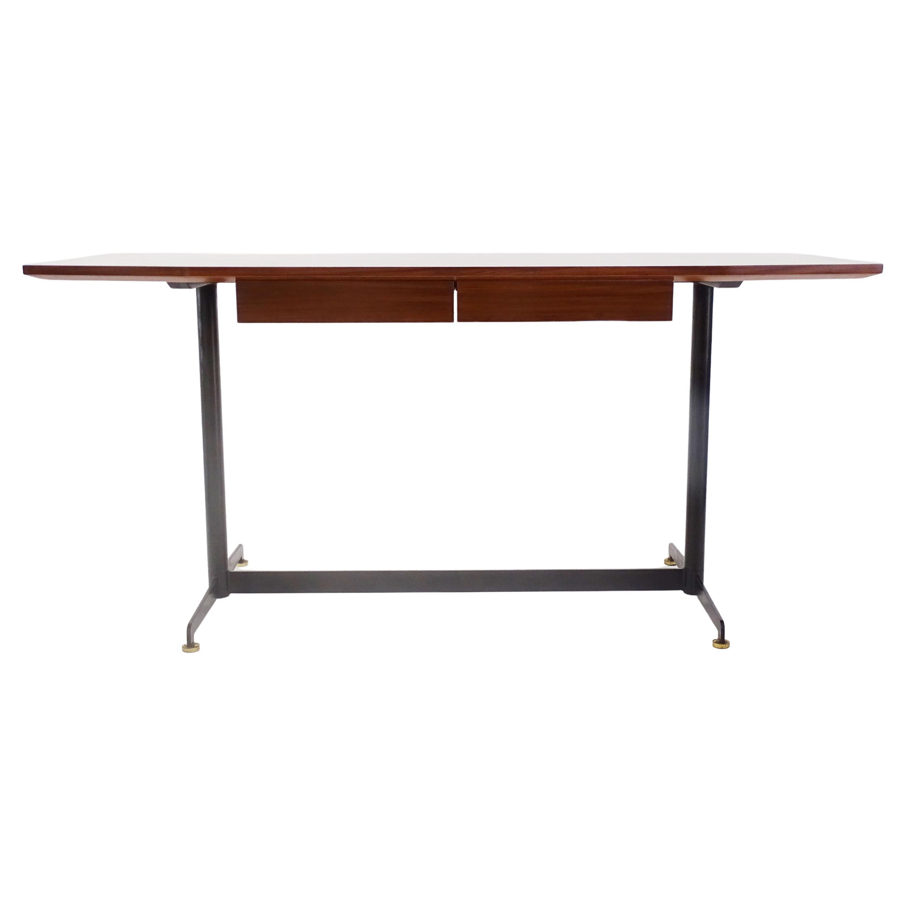Early variant Osvaldo Borsani desk with two drawers for Tecno, Italy 1950s For Sale
