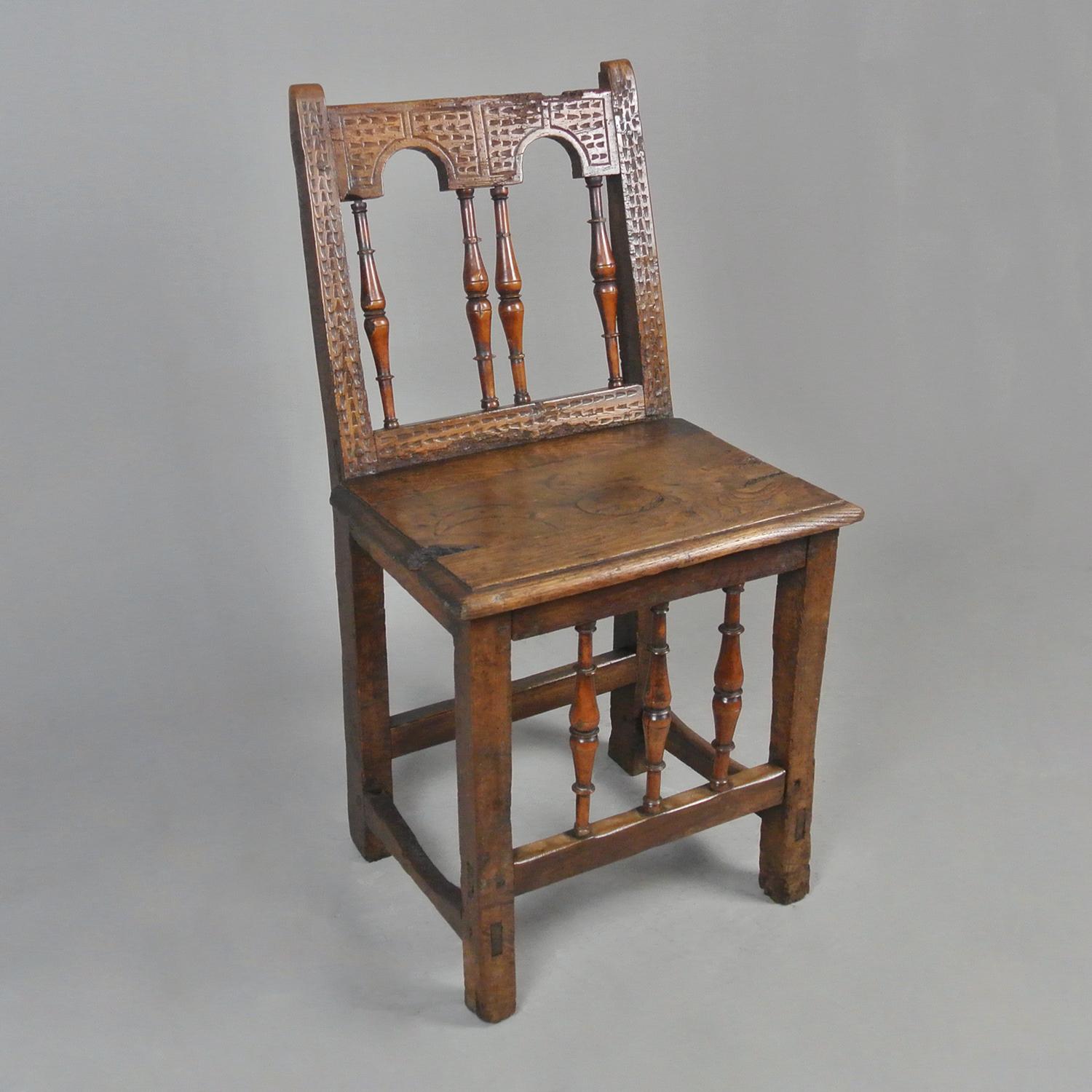 18th Century and Earlier Rare and Beautiful Walnut and Yew Spindle 'Back Stool' Chair c. 1600 For Sale