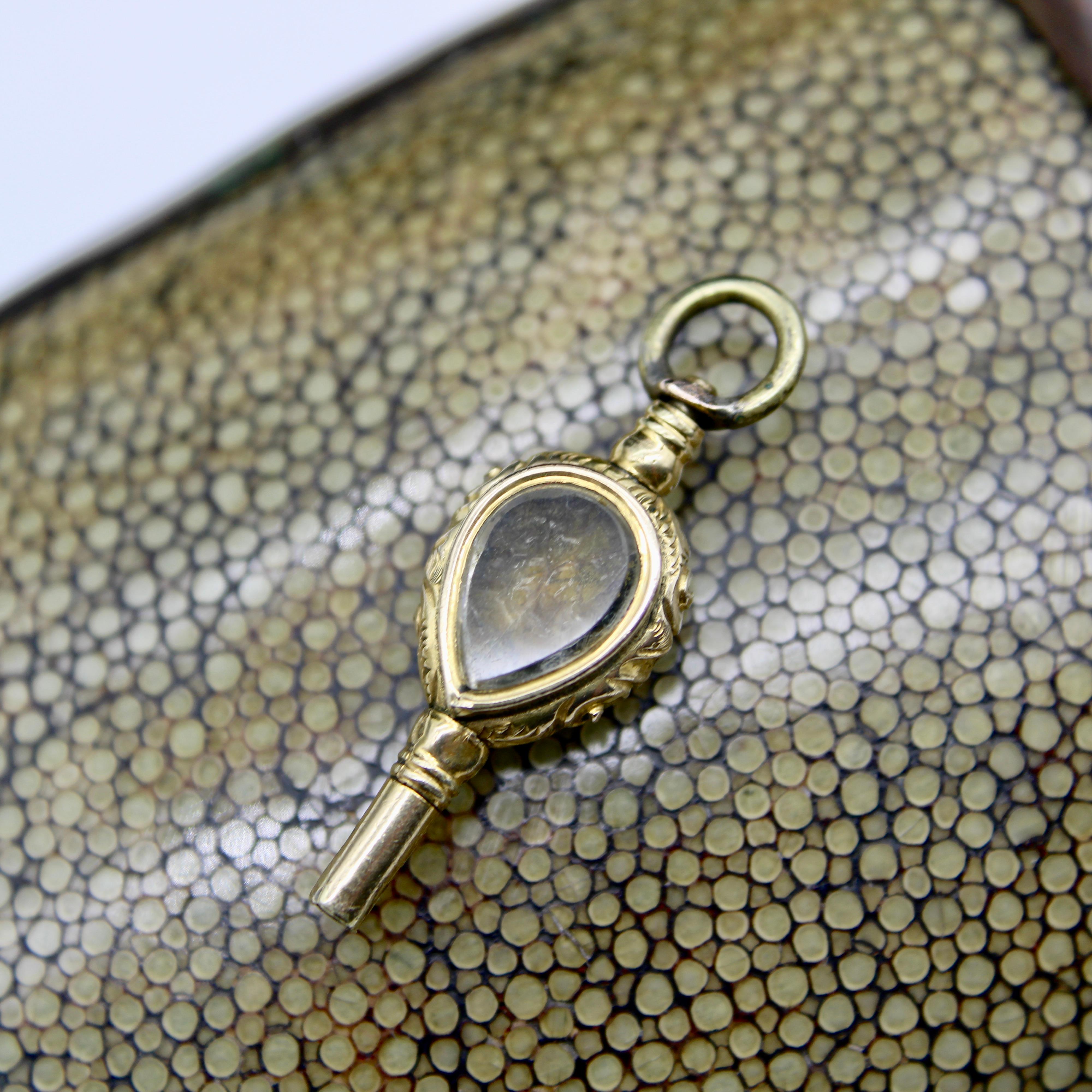 Early Victorian 12K Gold Rock Crystal and Bloodstone Tear Drop Fob For Sale 2