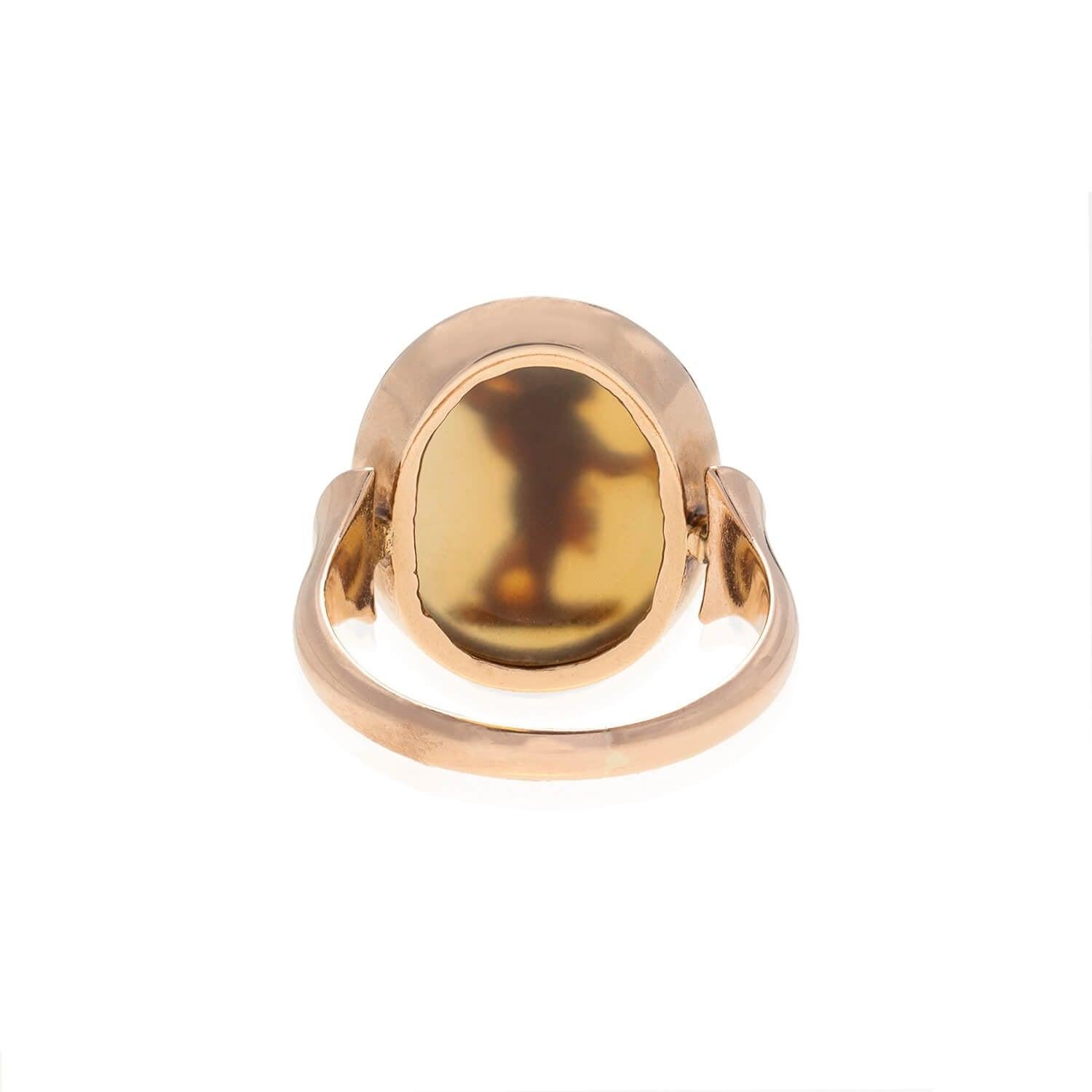 Women's Early Victorian 15kt + Agate Hardstone Cameo Ring For Sale