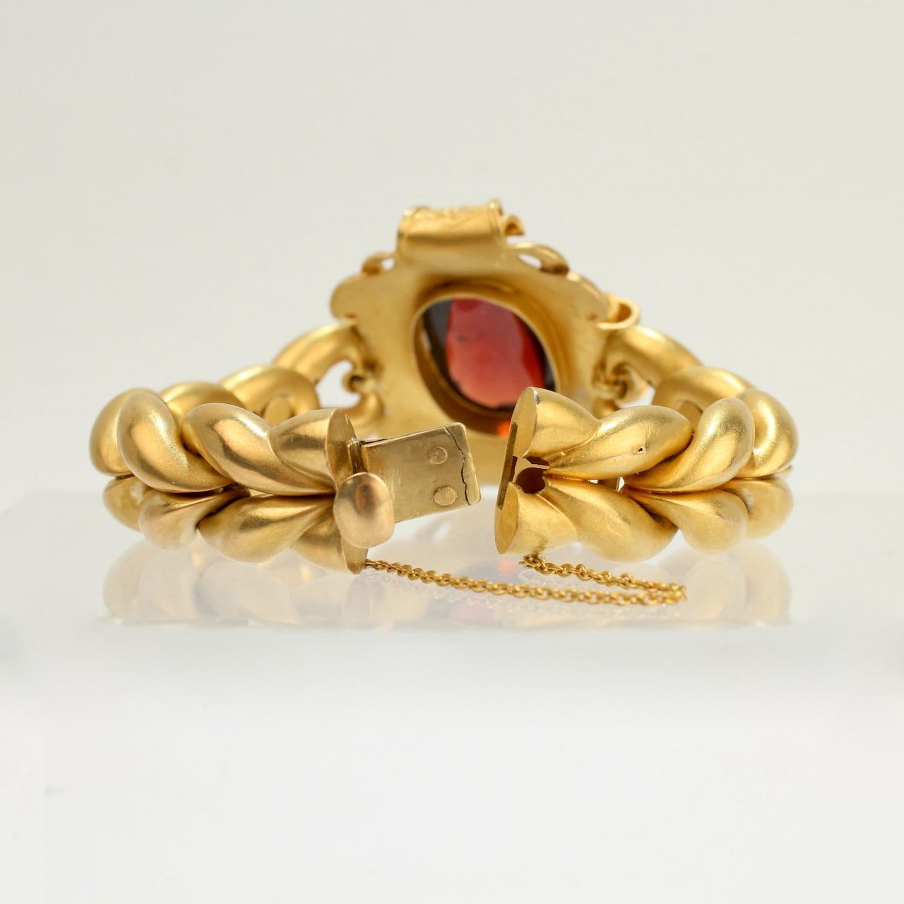 Early Victorian 18 Karat Gold and Garnet Cabochon Mourning Bracelet, 1840s 7