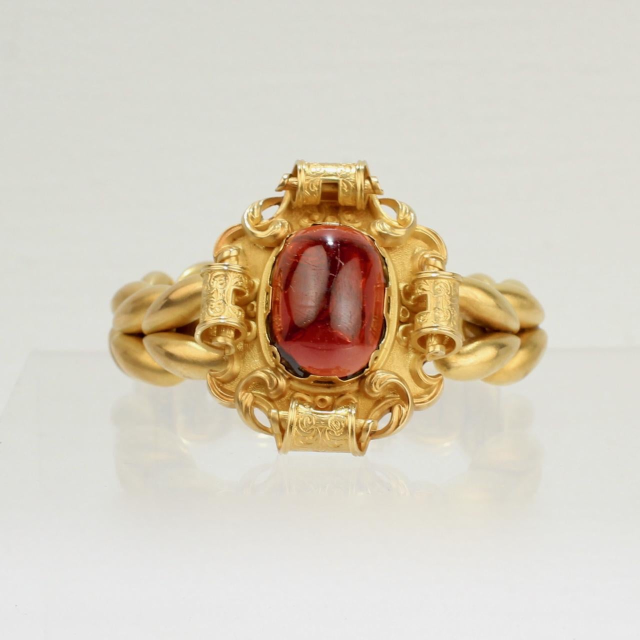 Early Victorian 18 Karat Gold and Garnet Cabochon Mourning Bracelet, 1840s In Good Condition In Philadelphia, PA