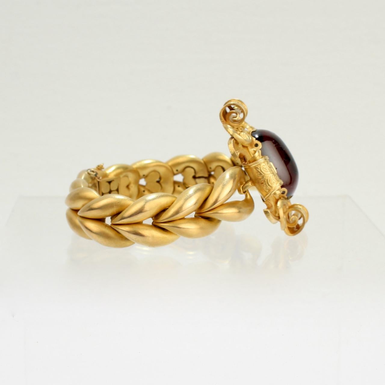 Early Victorian 18 Karat Gold and Garnet Cabochon Mourning Bracelet, 1840s 2