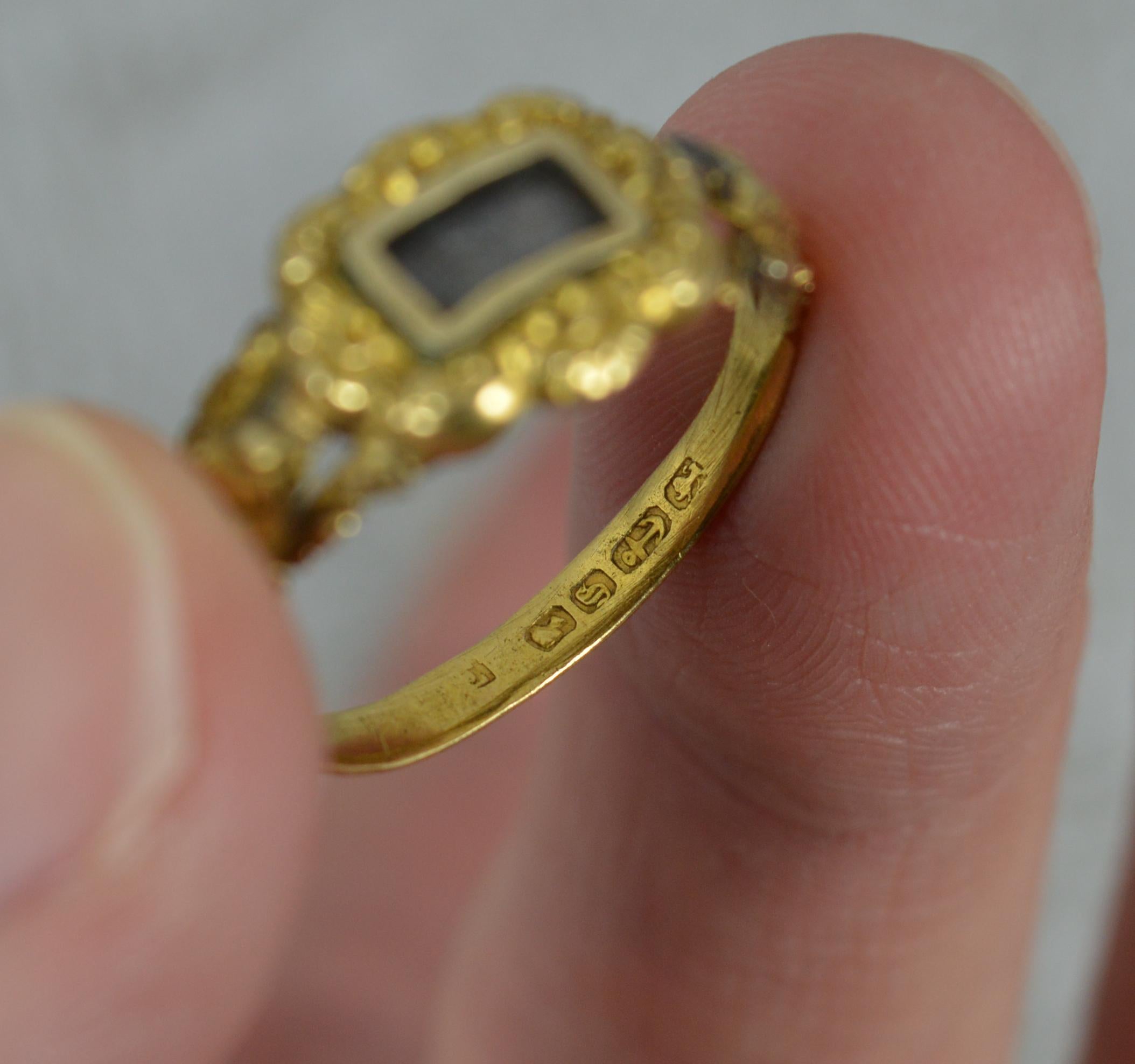 Early Victorian 22 Carat Gold Locket Panel Mourning Signet Ring 3