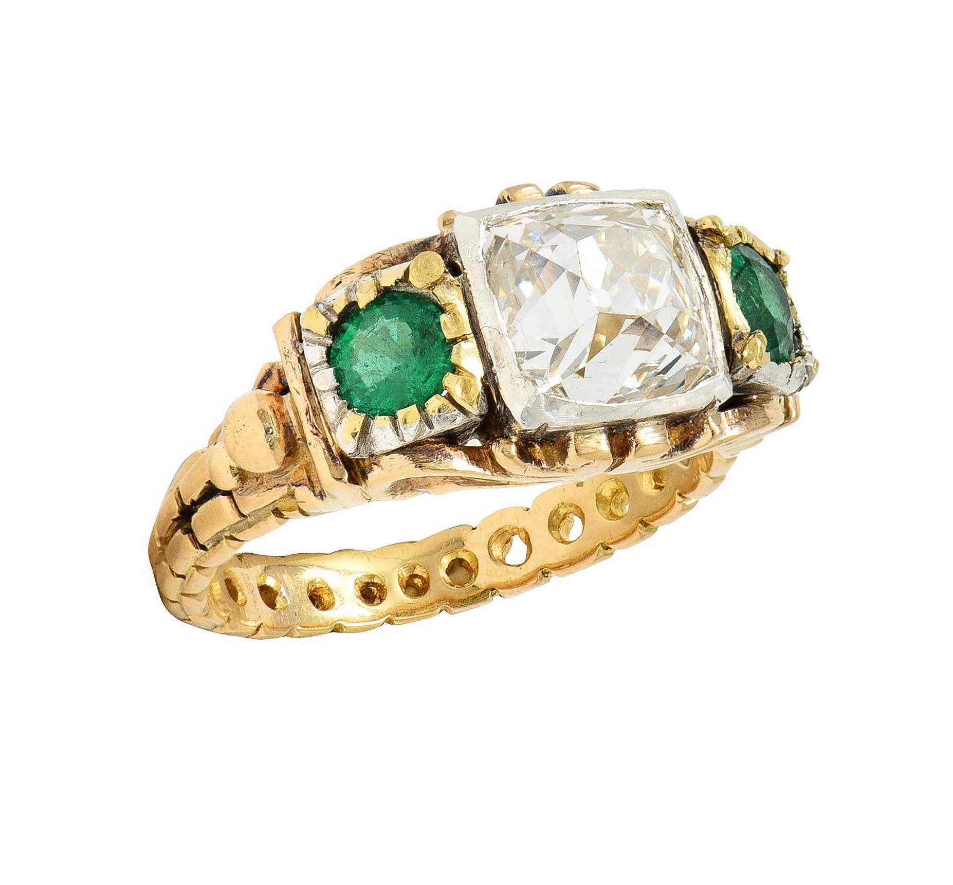 Early Victorian 3.92 CTW Peruzzi Cut Diamond Emerald 18 Karat Gold Antique Ring For Sale 6