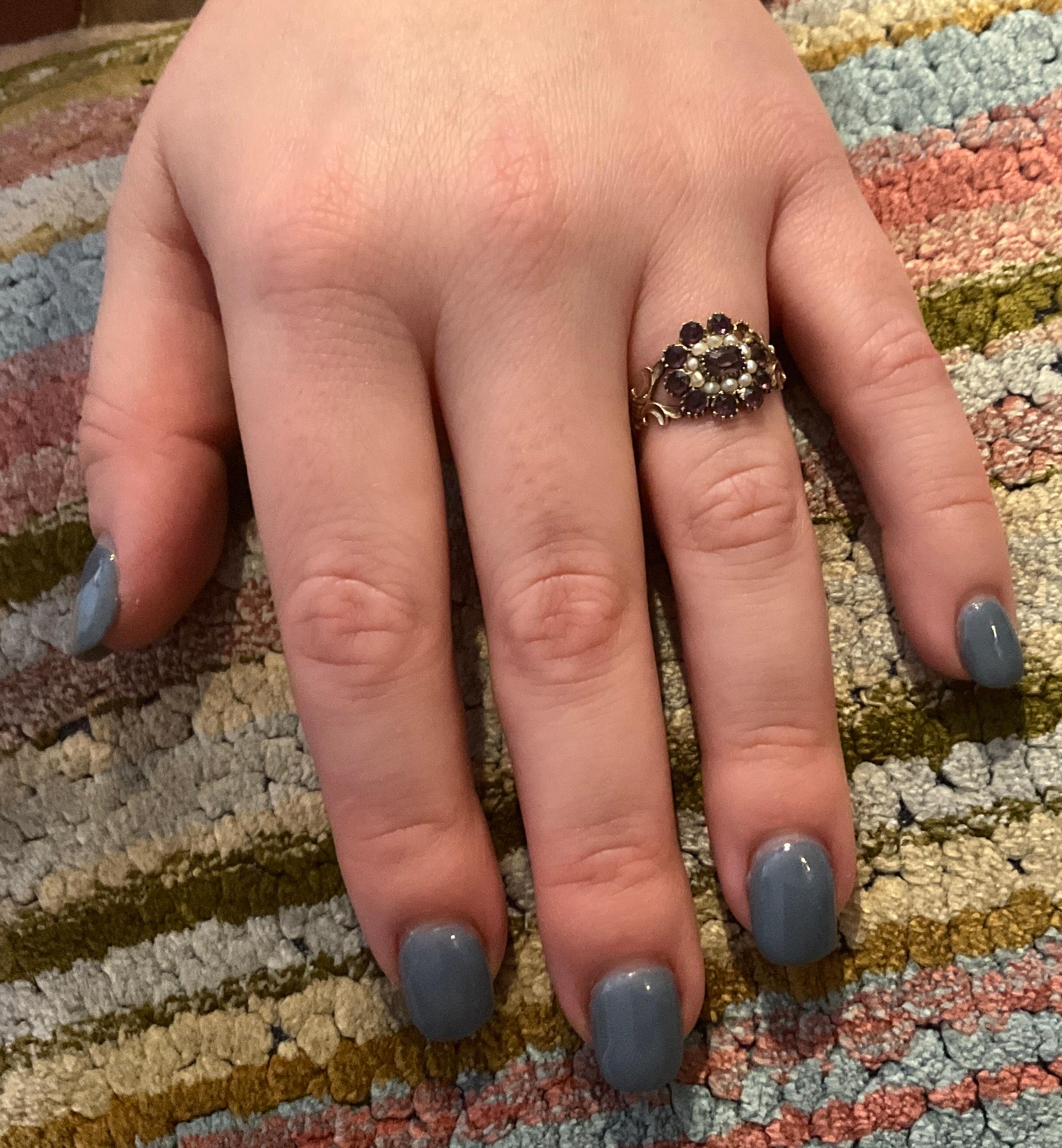 Frühviktorianischer Amethyst- und Perlen-Cluster-Ring im Angebot 7