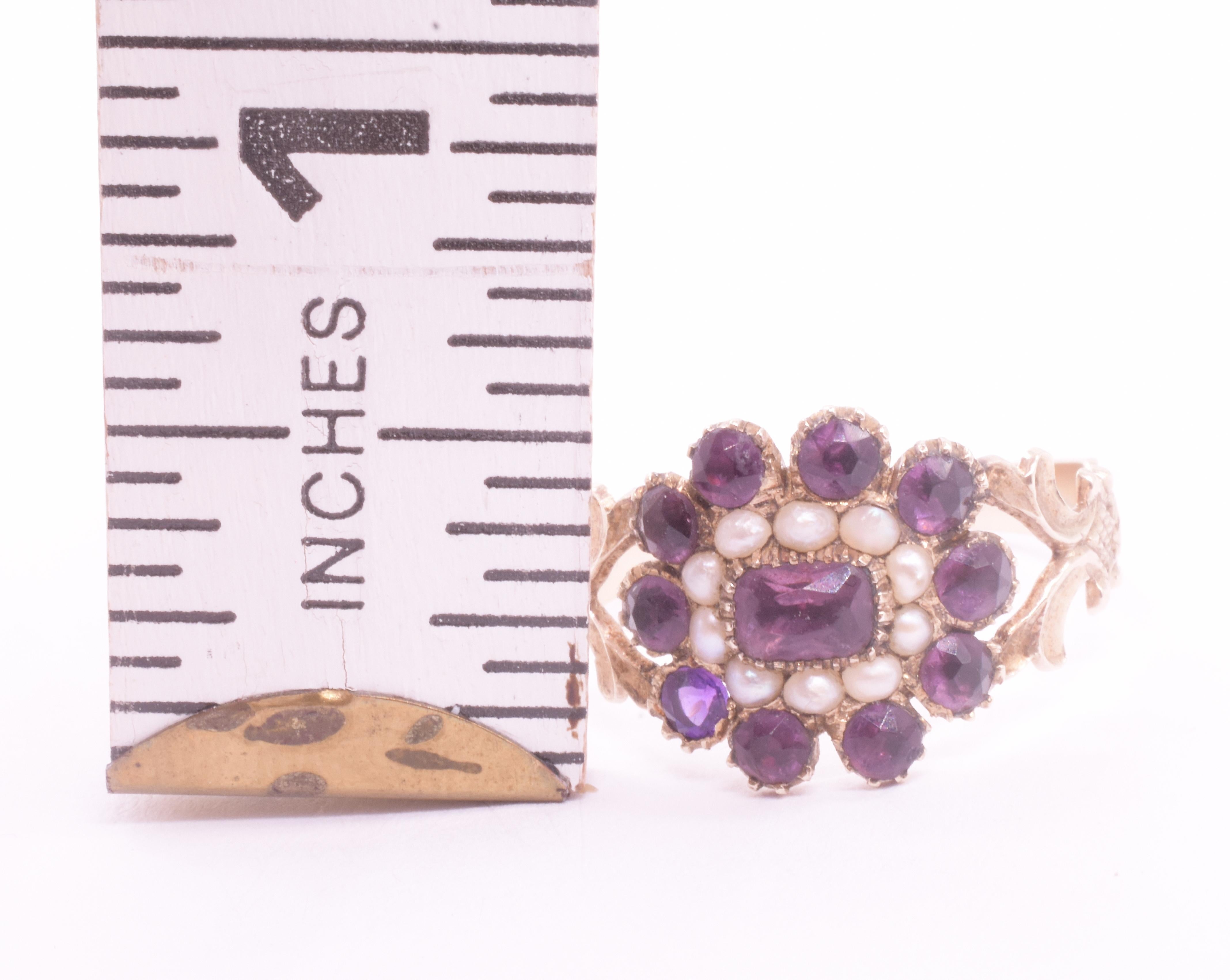 Frühviktorianischer Amethyst- und Perlen-Cluster-Ring für Damen oder Herren im Angebot