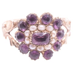 Anillo victoriano temprano de amatista y perla en racimo