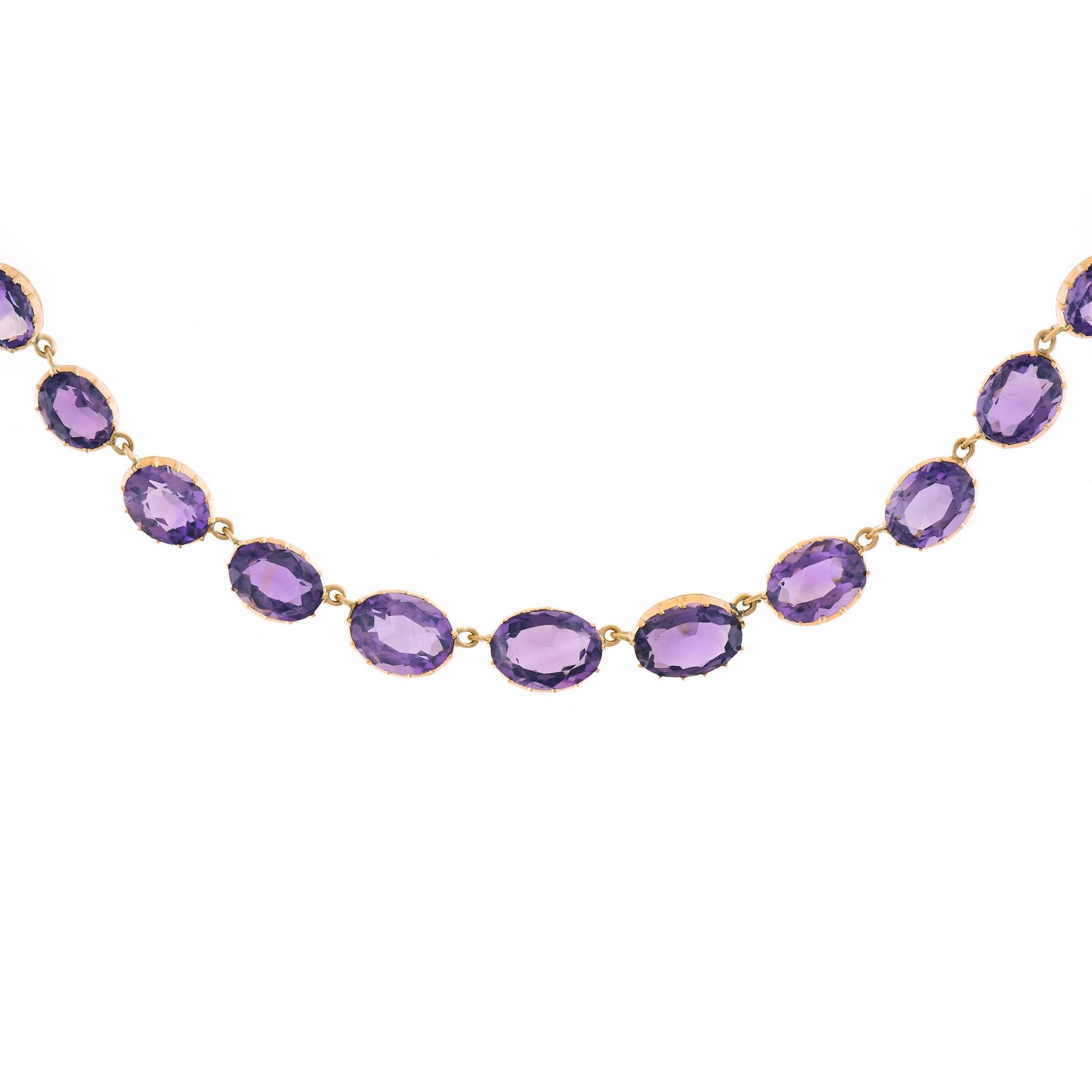 Early Victorian Amethyst Set Gold Necklace In Excellent Condition In Litchfield, CT